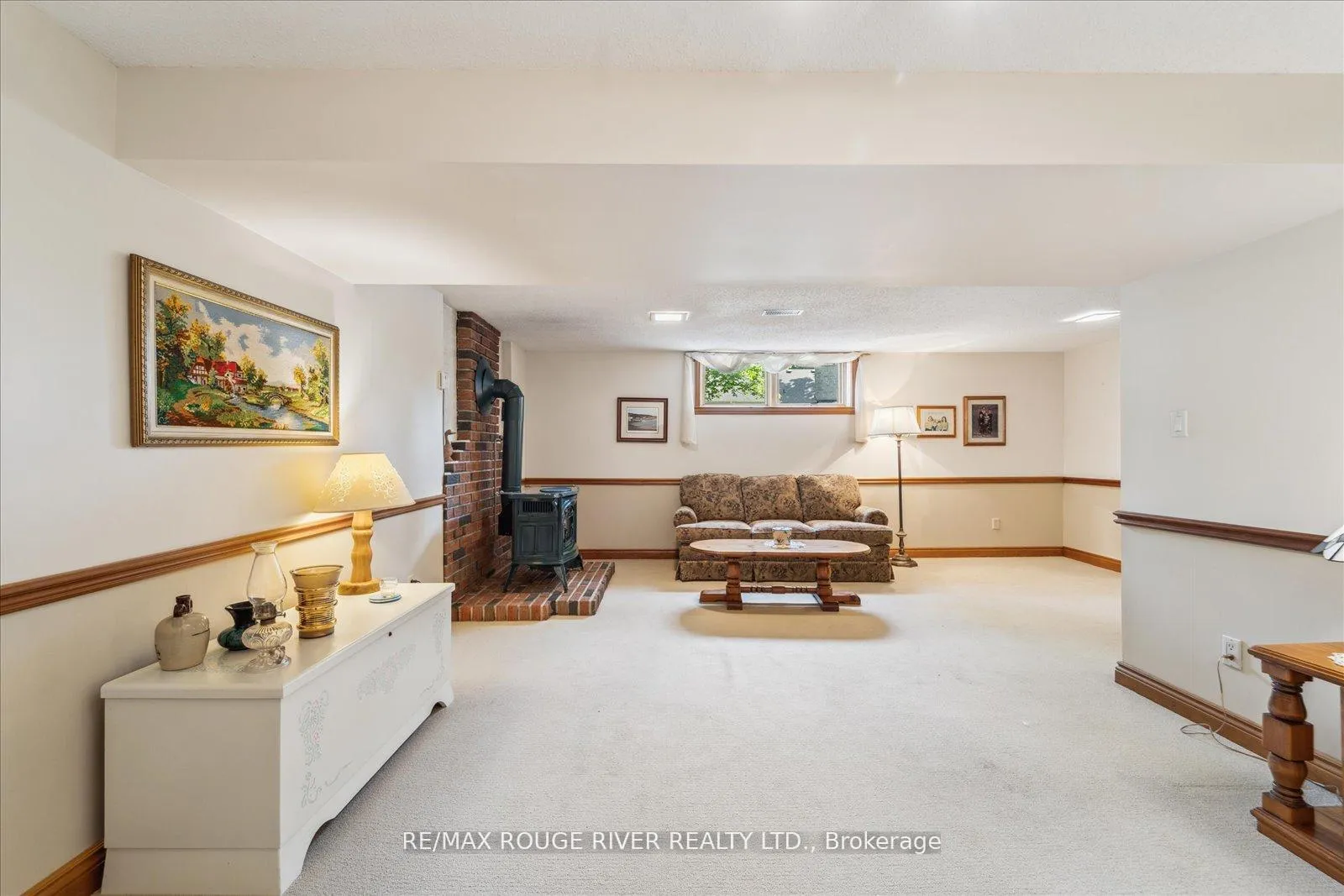 Photo 29 of 15 Westwood Drive, Whitby, Blue Grass Meadows — HOMEH