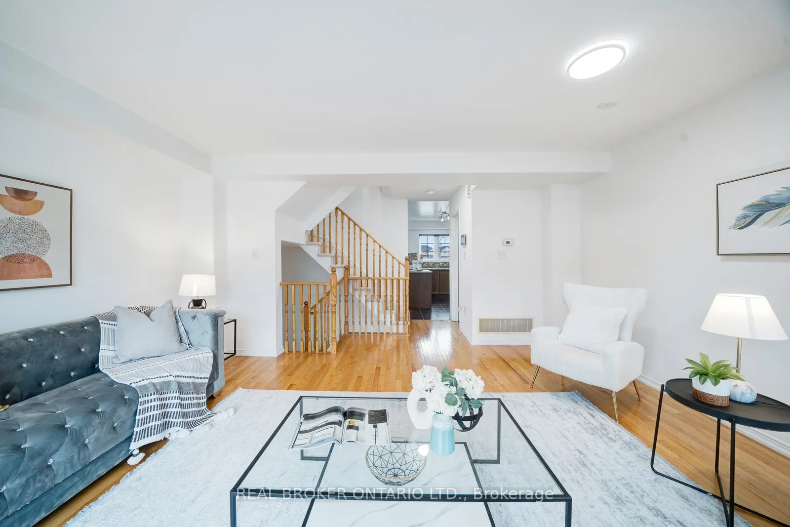 Photo 14 of 505 Rossland Road E, Ajax, Central East — HOMEH