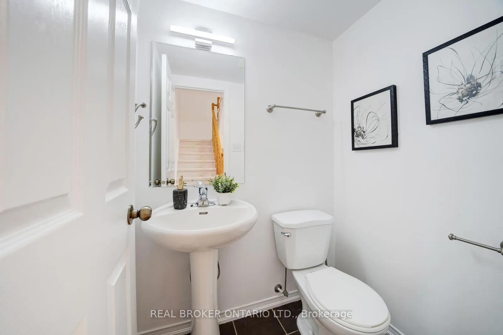 Photo 24 of 505 Rossland Road E, Ajax, Central East — HOMEH