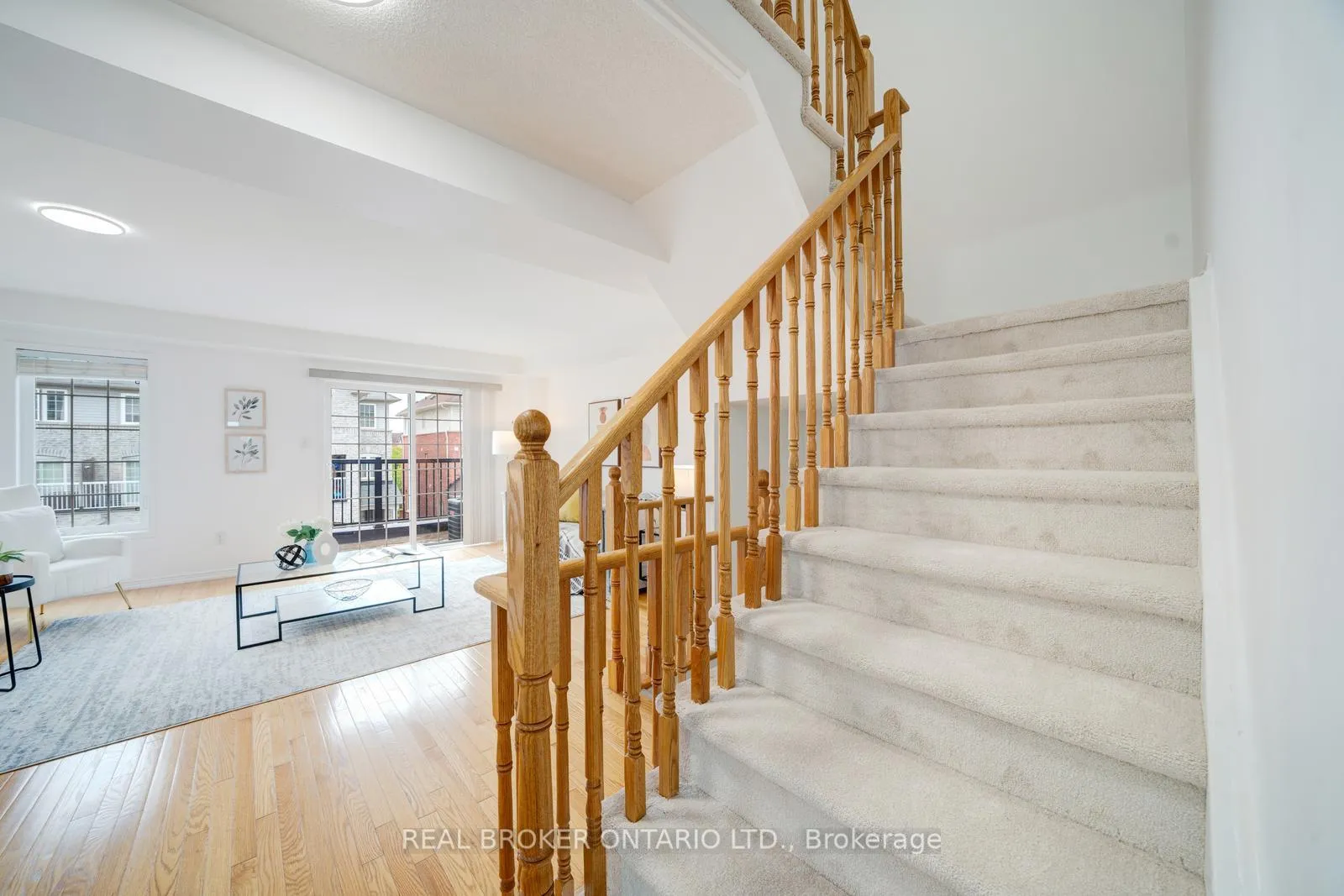 Photo 27 of 505 Rossland Road E, Ajax, Central East — HOMEH