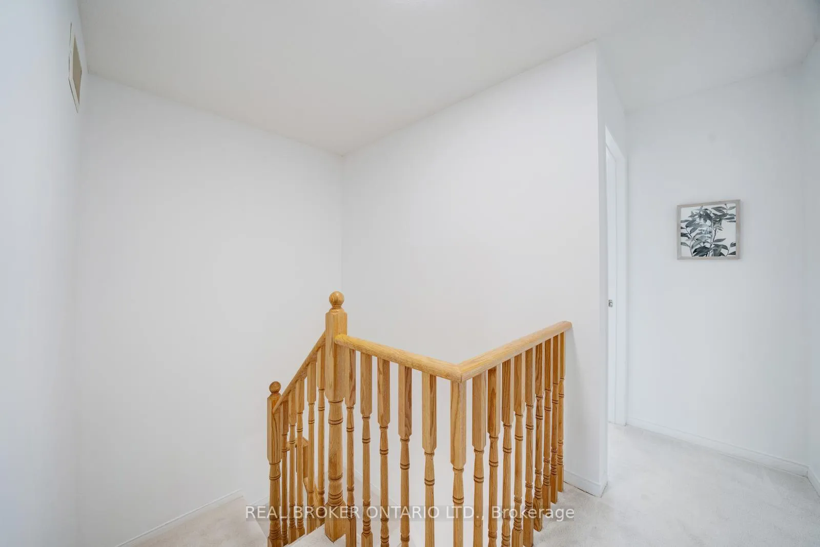 Photo 29 of 505 Rossland Road E, Ajax, Central East — HOMEH