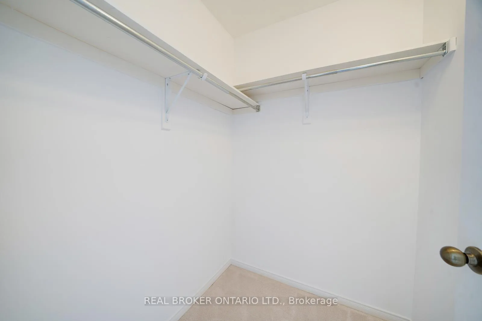 Photo 37 of 505 Rossland Road E, Ajax, Central East — HOMEH