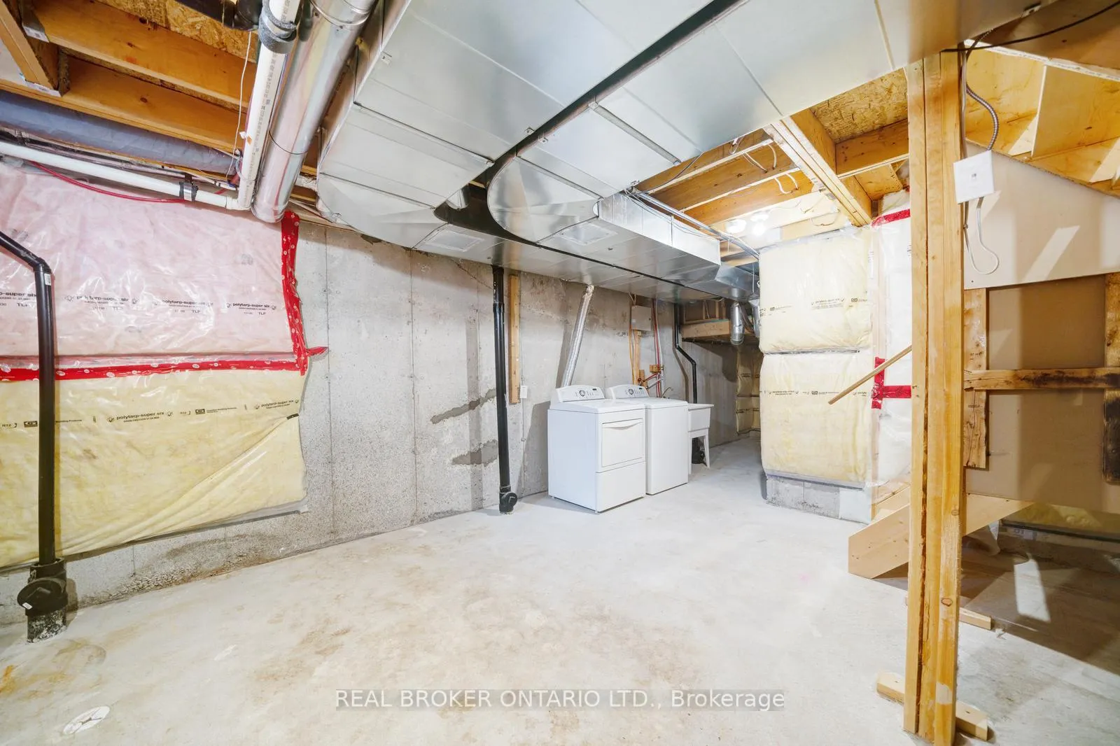 Photo 47 of 505 Rossland Road E, Ajax, Central East — HOMEH