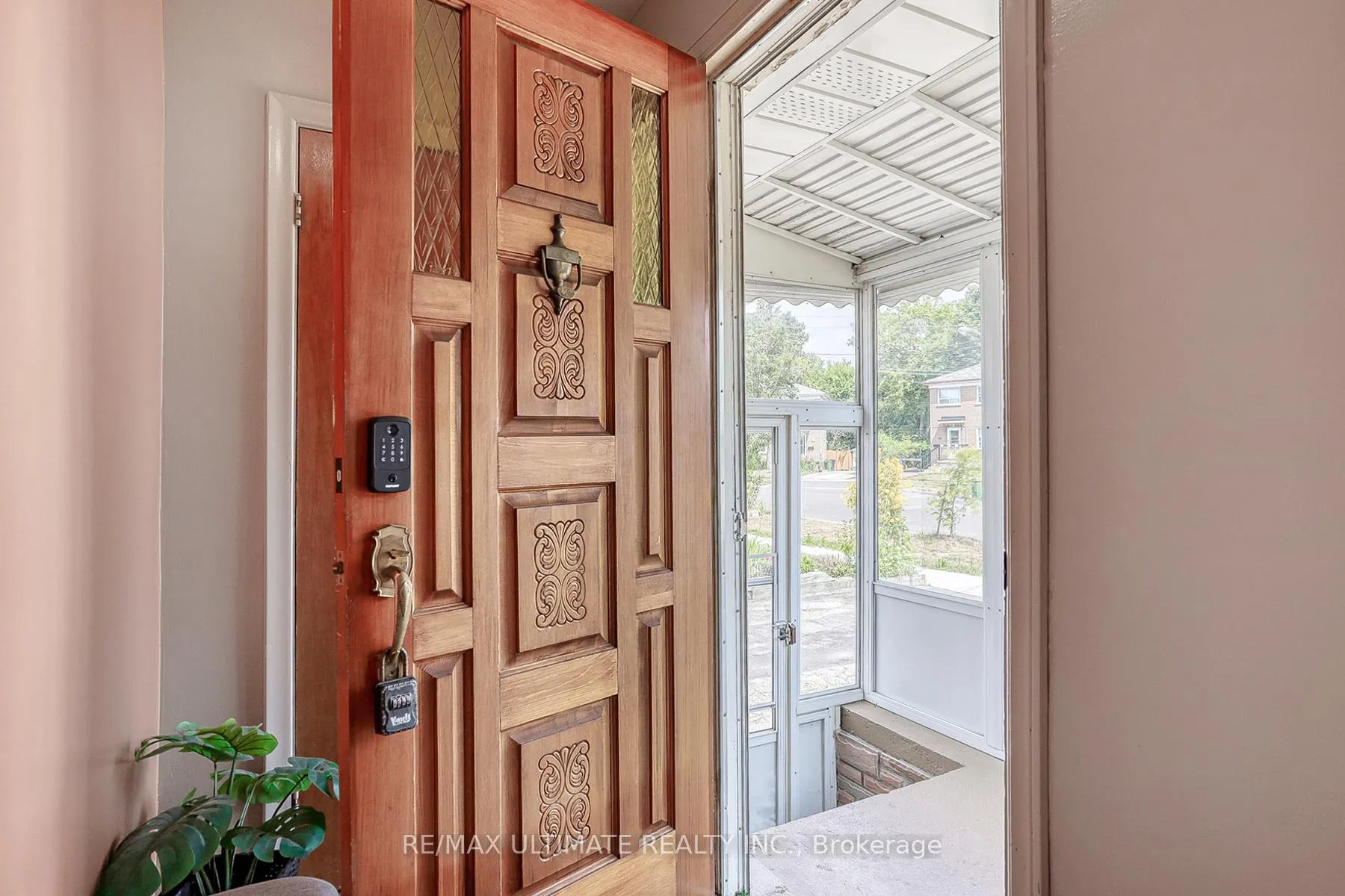 Photo 6 of 64 Rushley Drive, Scarborough, Bendale — HOMEH