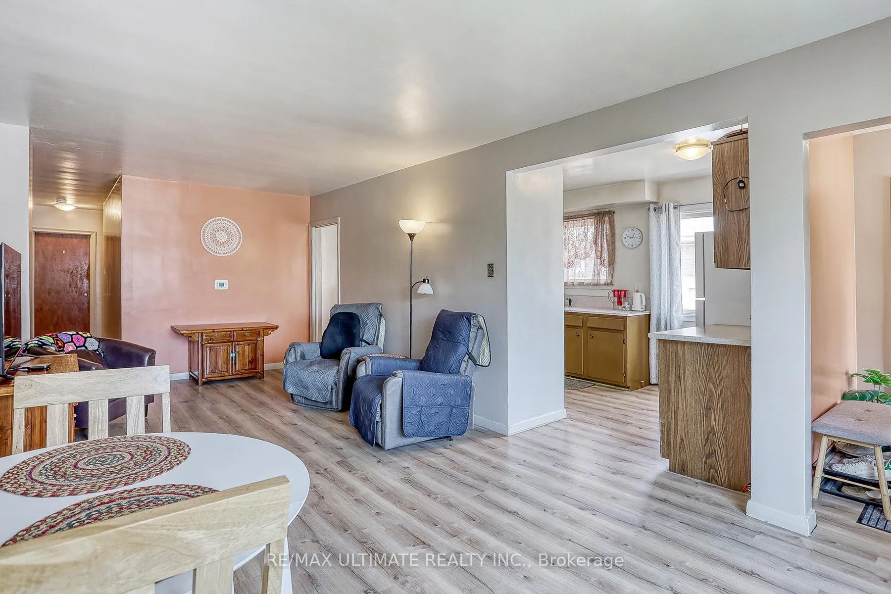 Photo 9 of 64 Rushley Drive, Scarborough, Bendale — HOMEH