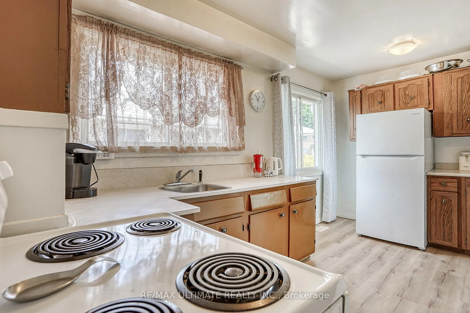 Photo 17 of 64 Rushley Drive, Scarborough, Bendale — HOMEH