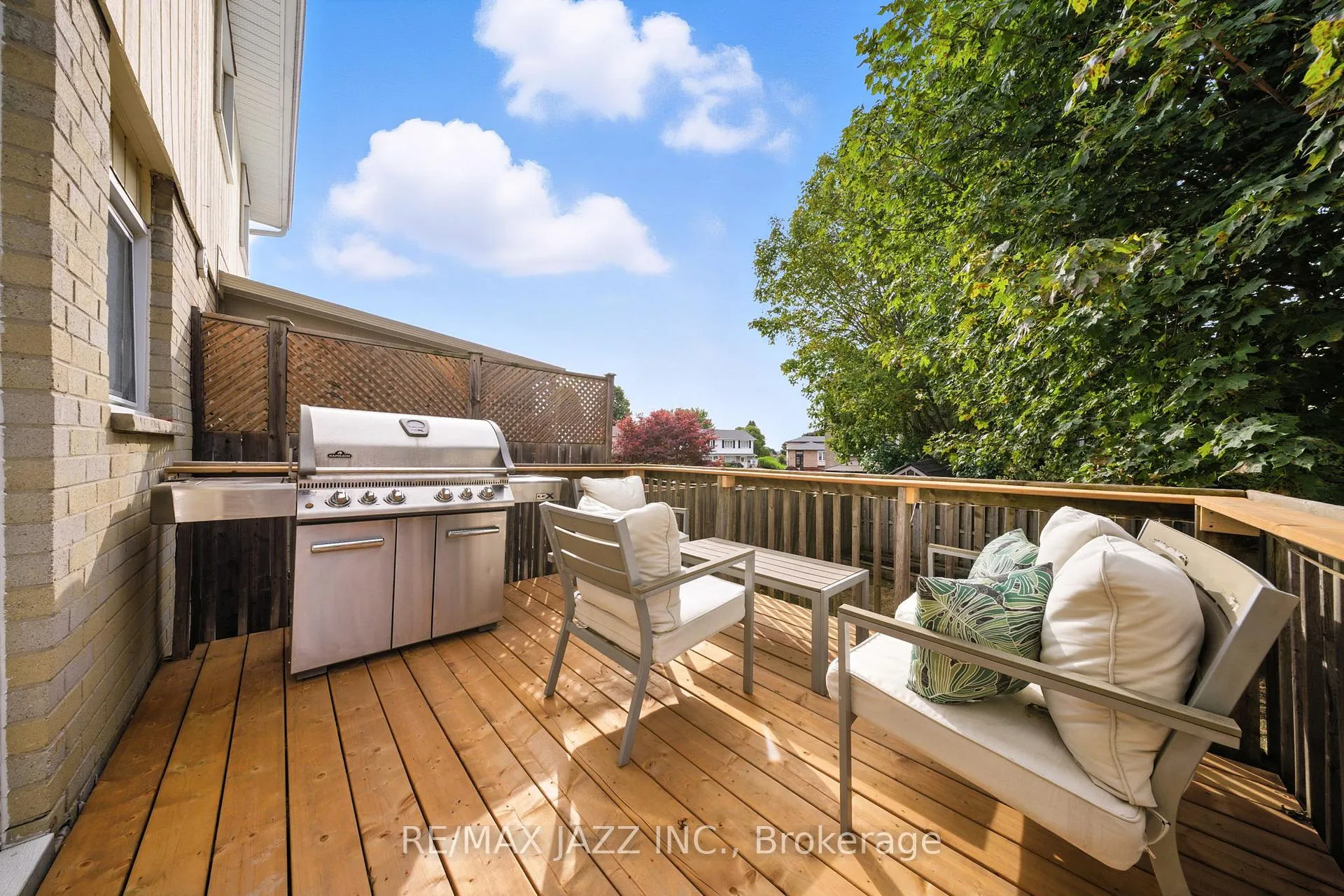 Photo 30 of 19 Doreen Crescent, Clarington, Bowmanville — HOMEH