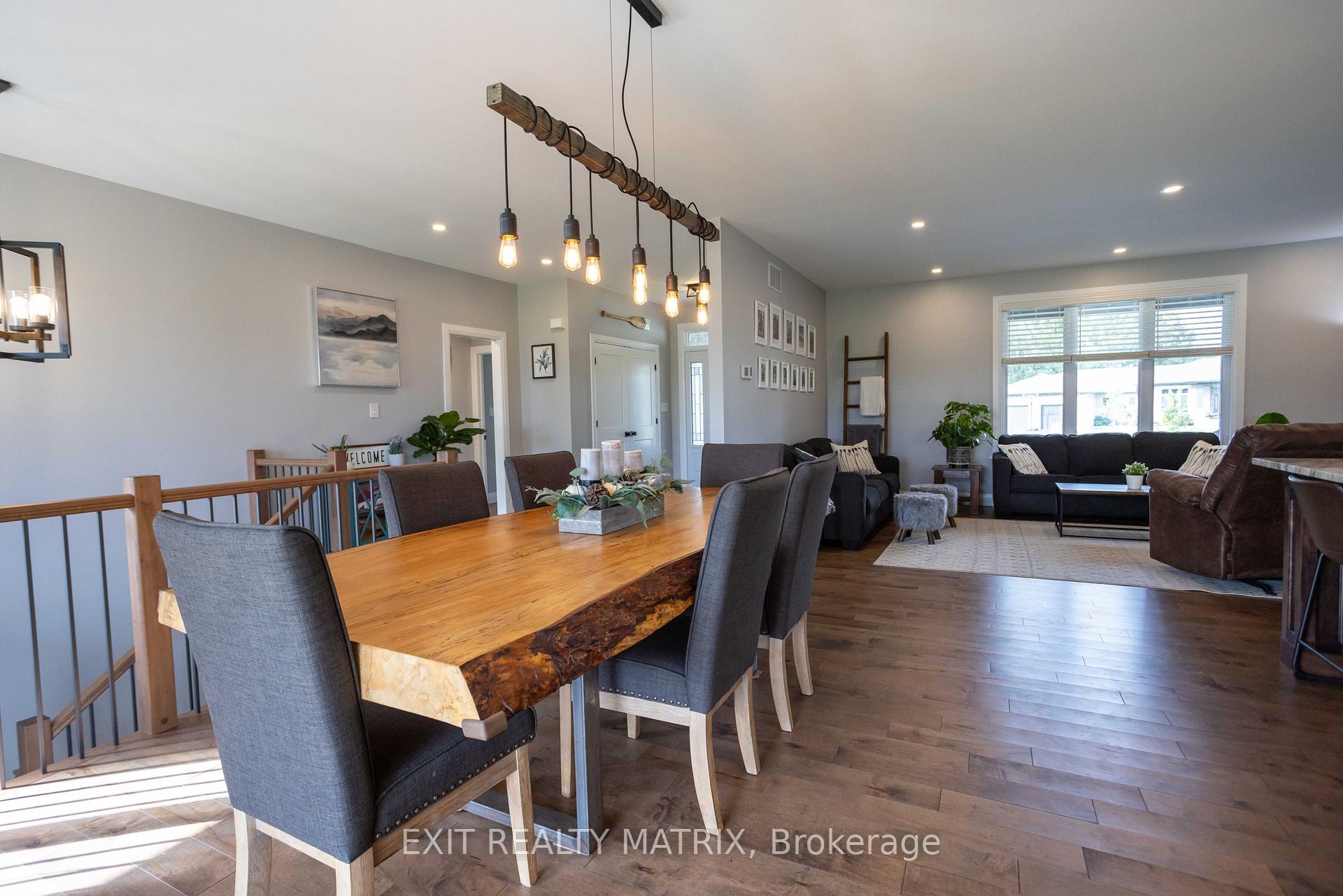 Photo 8 of 2825 Eldo Street, Ottawa, Metcalfe — HOMEH