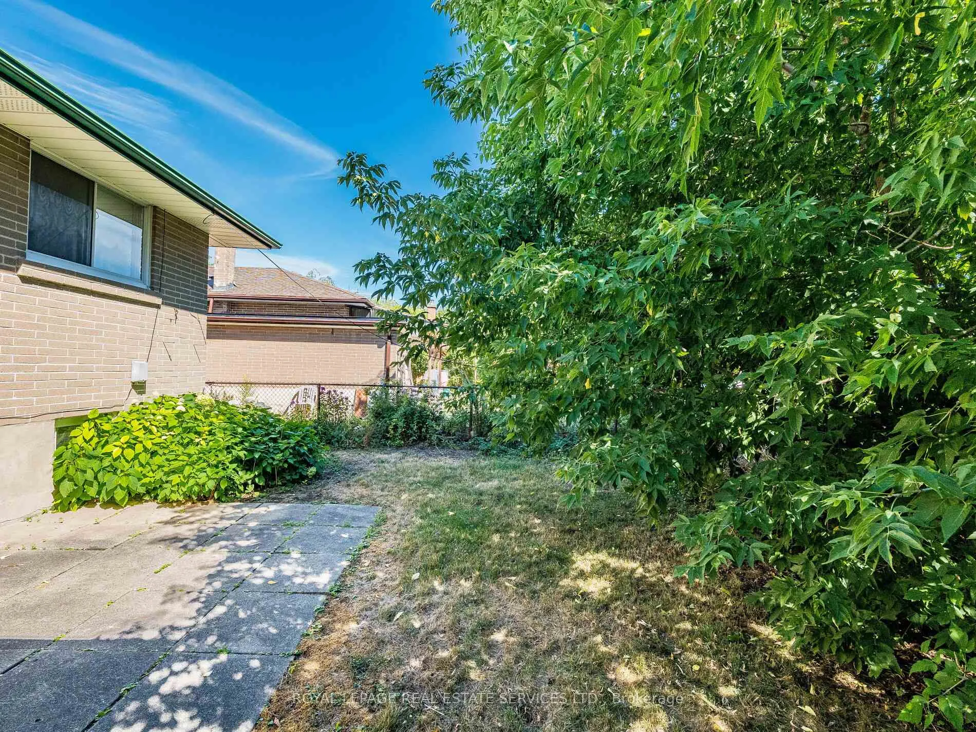 Photo 30 of 15 Hughey Crescent, Scarborough, Ionview — HOMEH