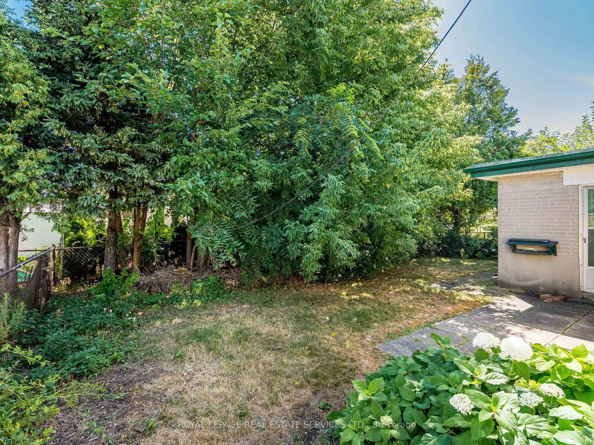 Photo 35 of 15 Hughey Crescent, Scarborough, Ionview — HOMEH