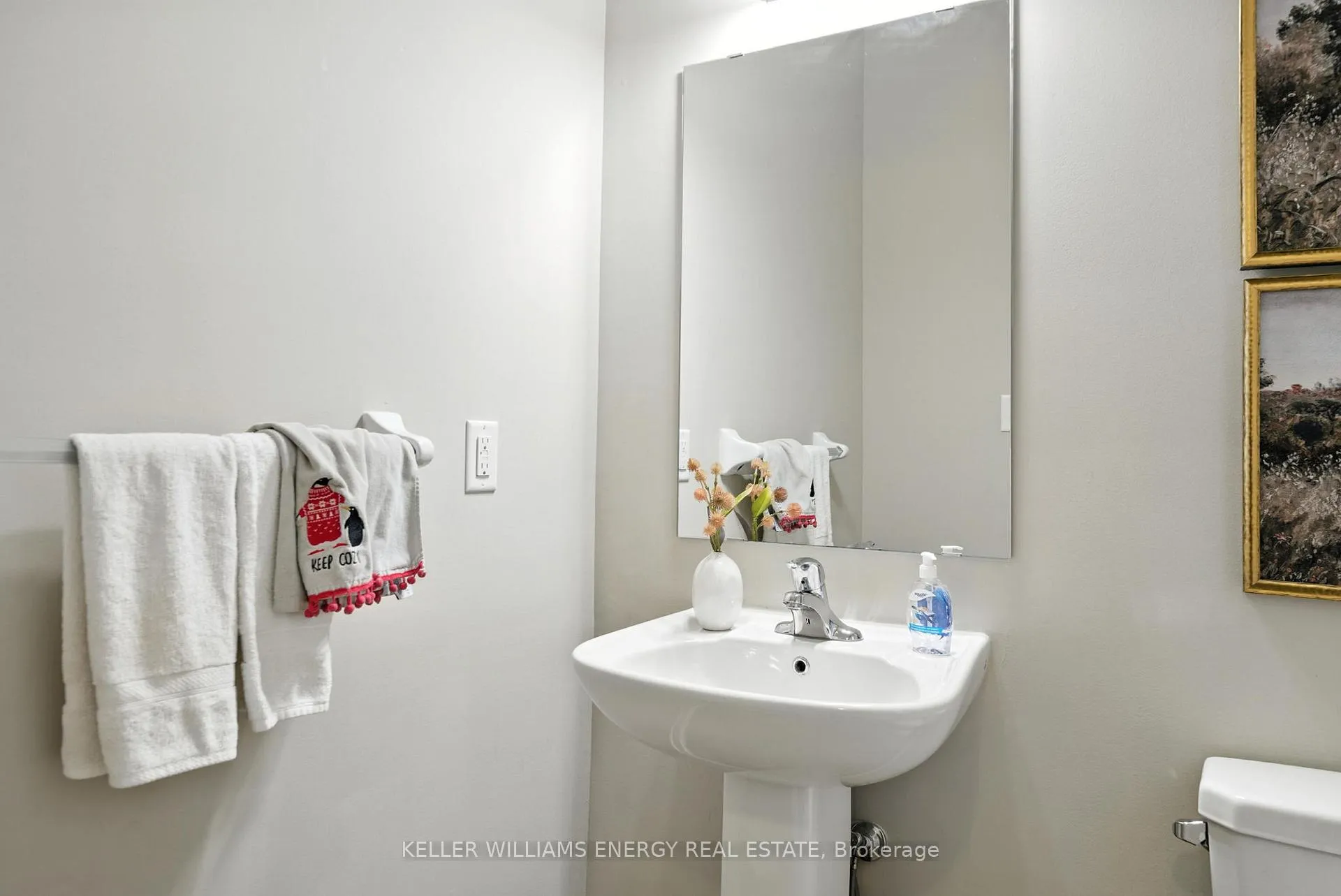 Photo 12 of 1345 Woodstream Avenue, Oshawa, Taunton — HOMEH