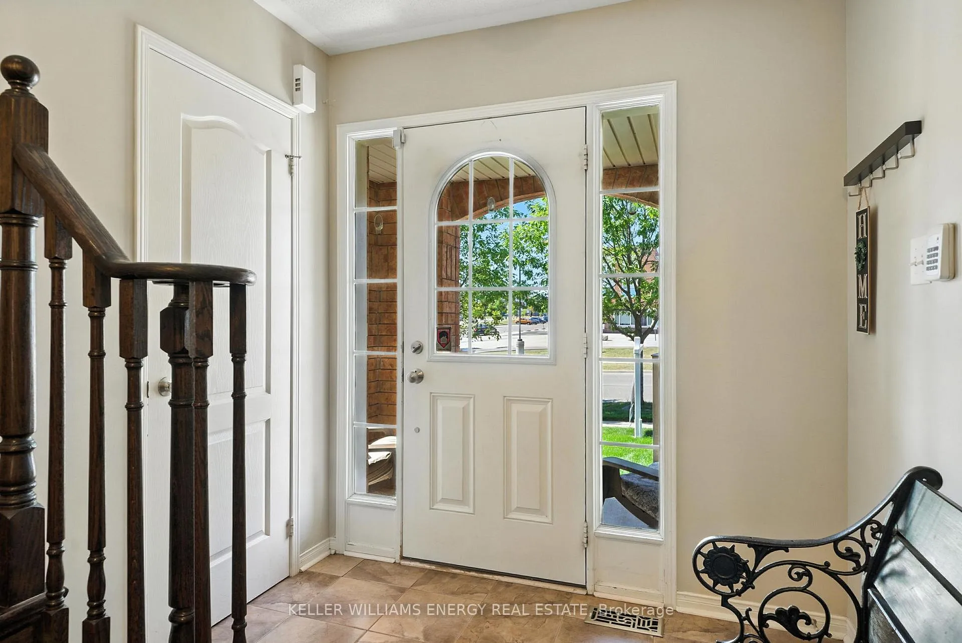 Photo 13 of 1345 Woodstream Avenue, Oshawa, Taunton — HOMEH