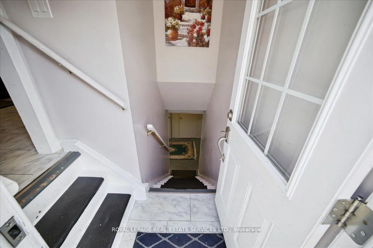 Photo 17 of 155 Burcher Road, Ajax, South East — HOMEH
