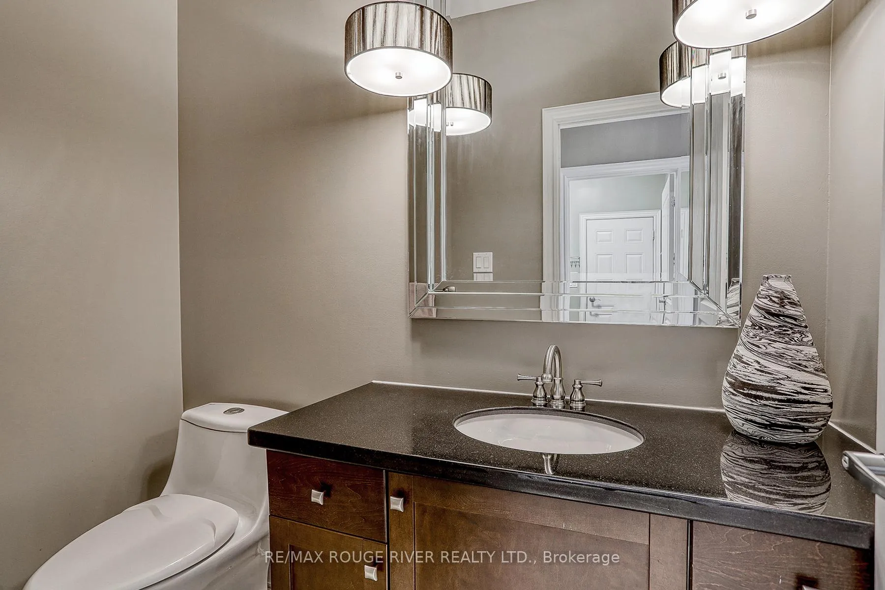 Photo 14 of 591 Maitland Drive, Pickering, Rosebank — HOMEH