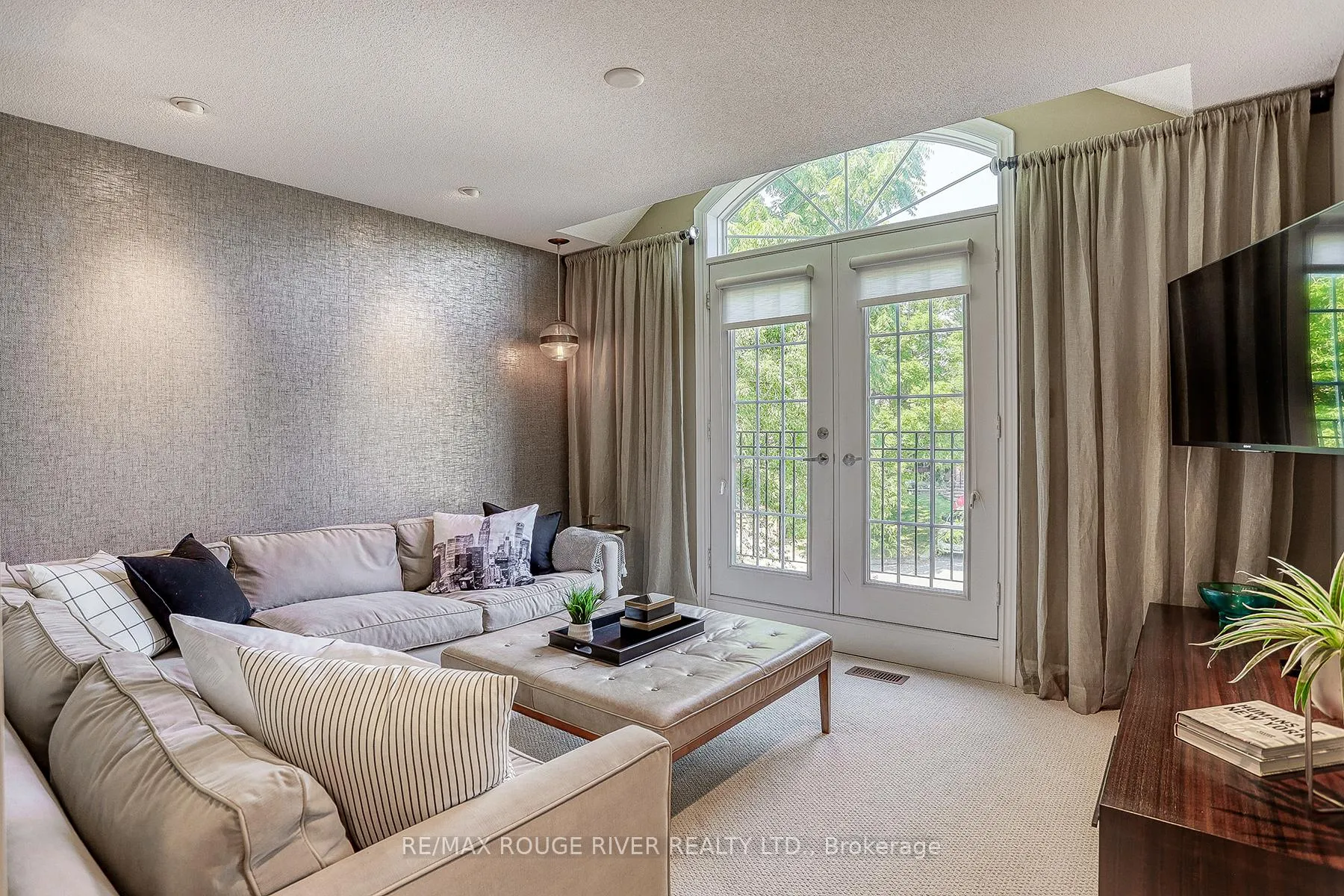 Photo 23 of 591 Maitland Drive, Pickering, Rosebank — HOMEH