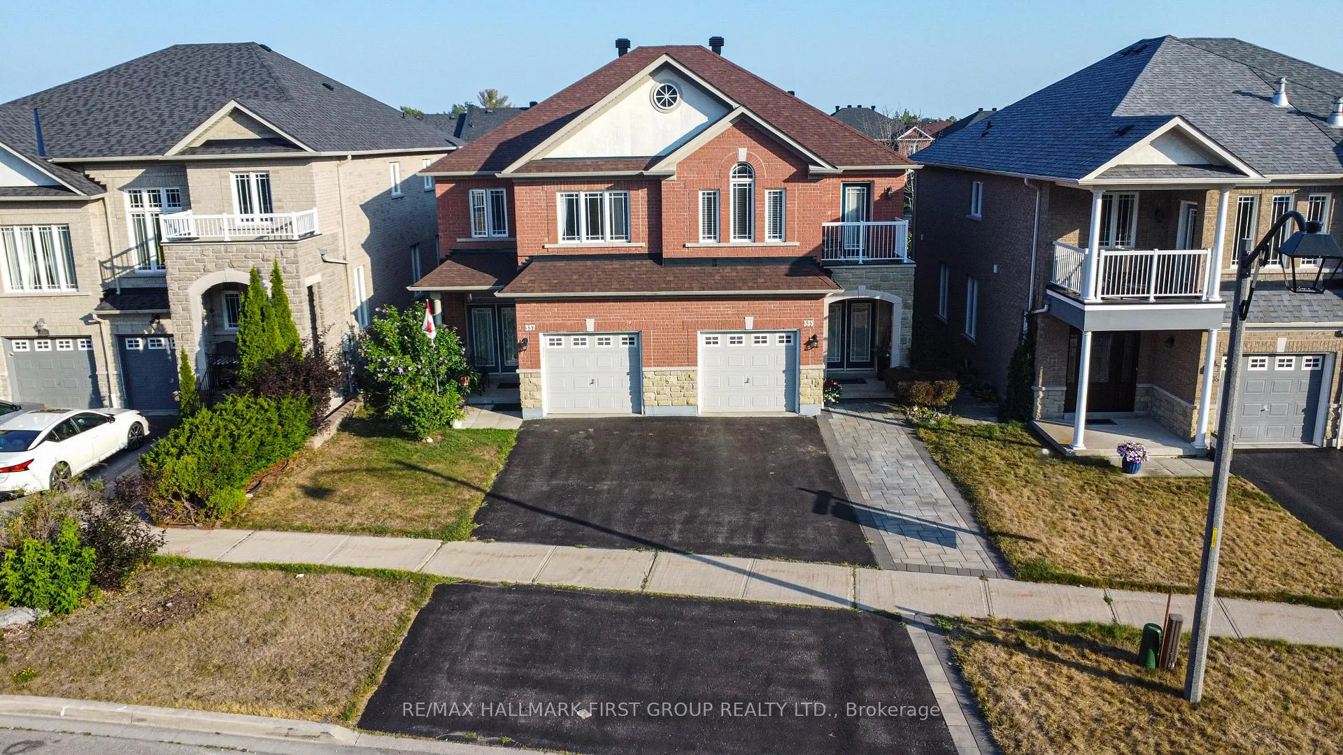 Photo 3 of 335 Strouds Lane, Pickering, Highbush — HOMEH