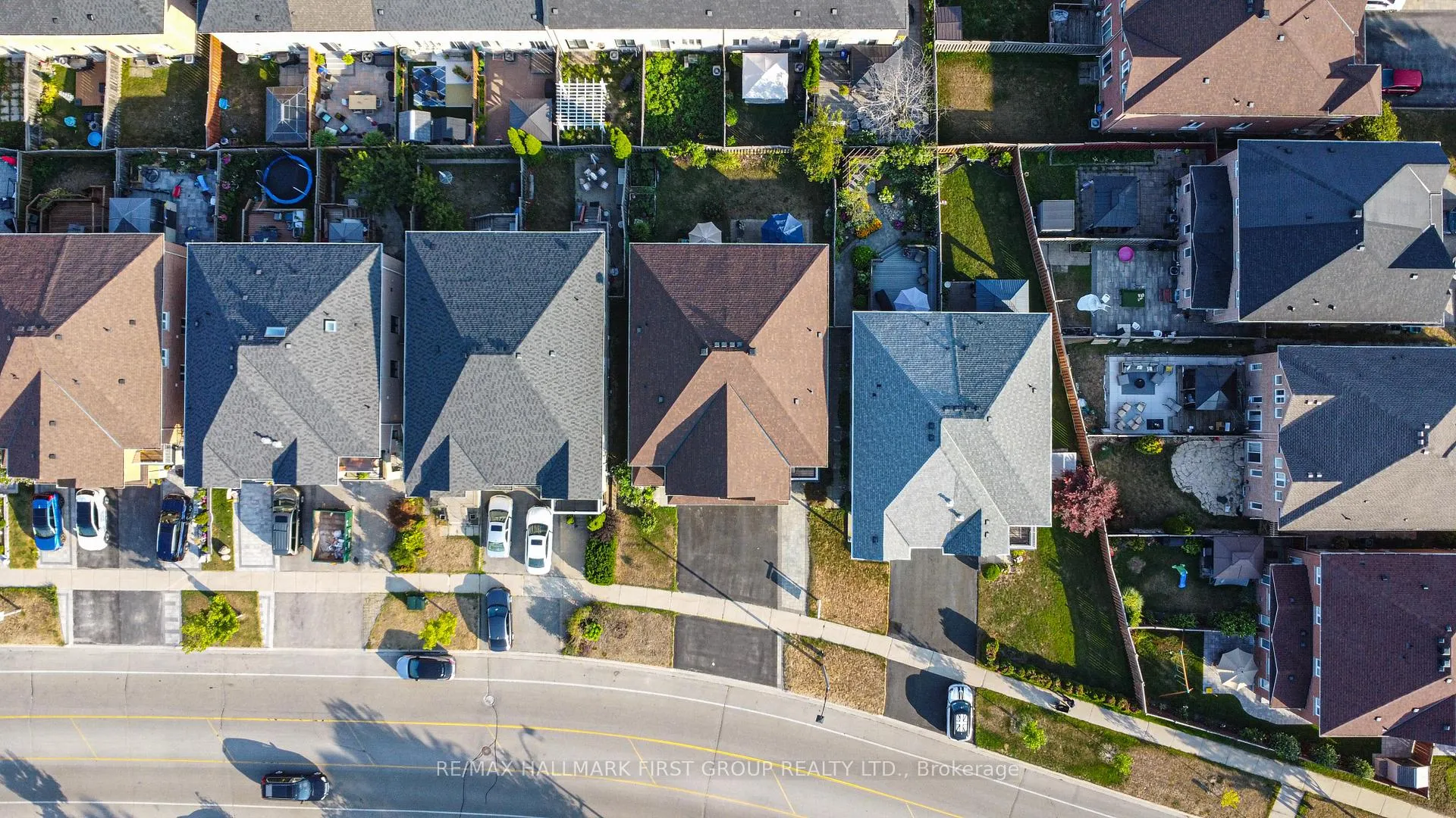 Photo 4 of 335 Strouds Lane, Pickering, Highbush — HOMEH