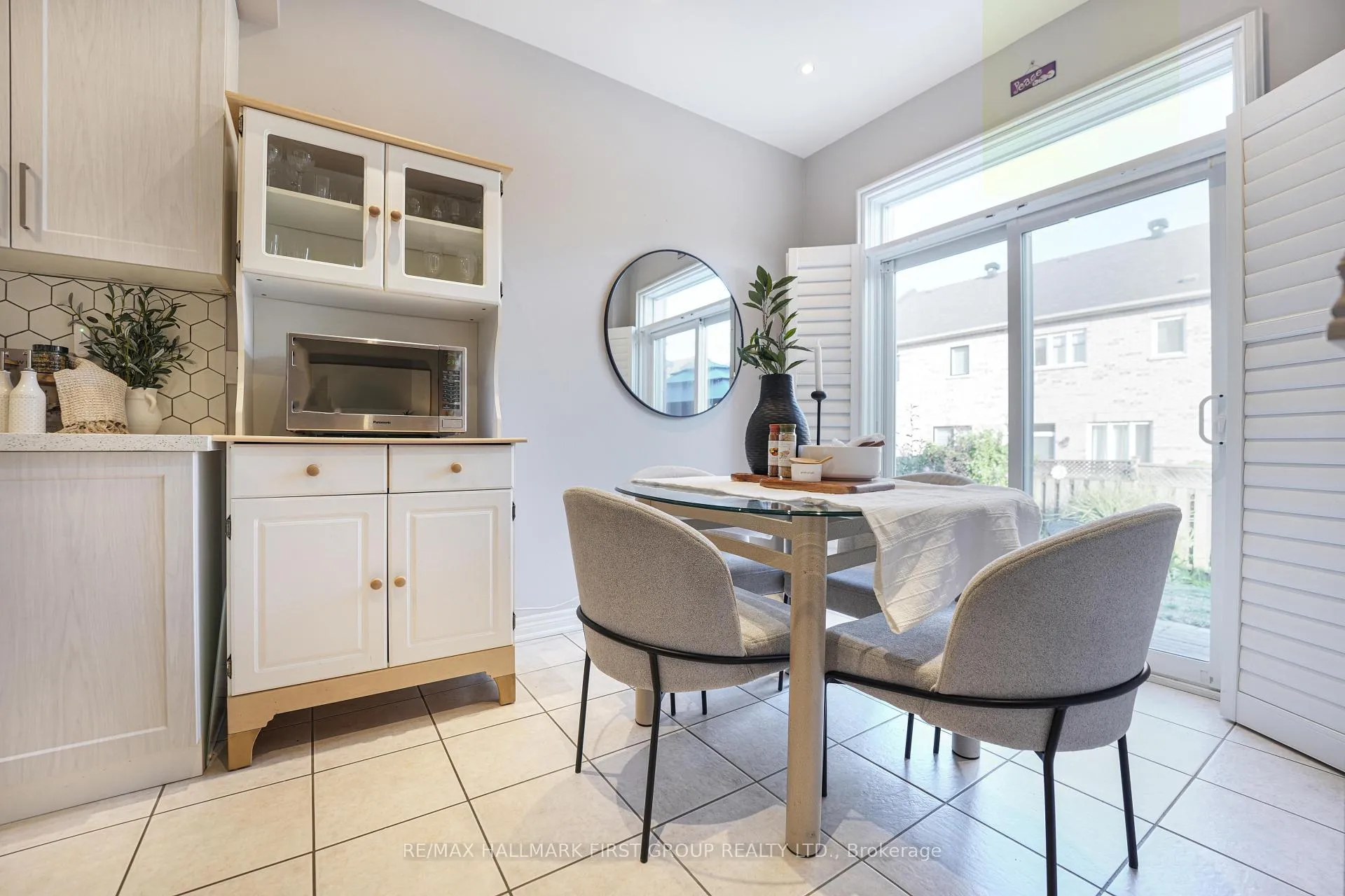 Photo 13 of 335 Strouds Lane, Pickering, Highbush — HOMEH