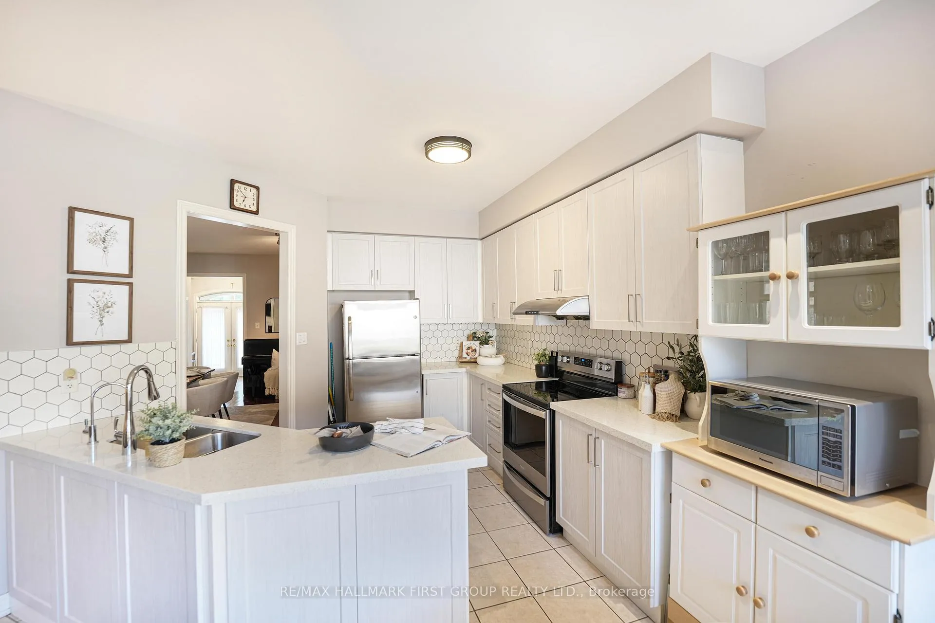 Photo 15 of 335 Strouds Lane, Pickering, Highbush — HOMEH