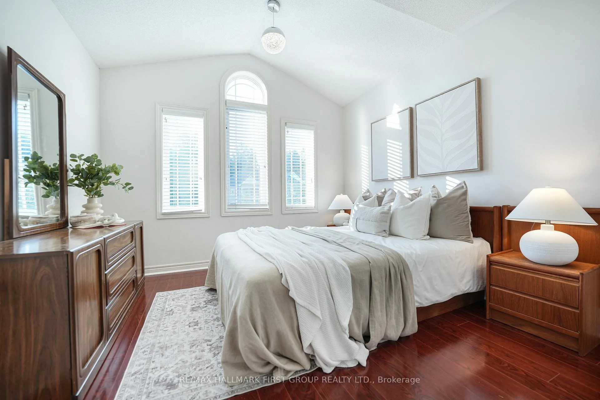Photo 22 of 335 Strouds Lane, Pickering, Highbush — HOMEH