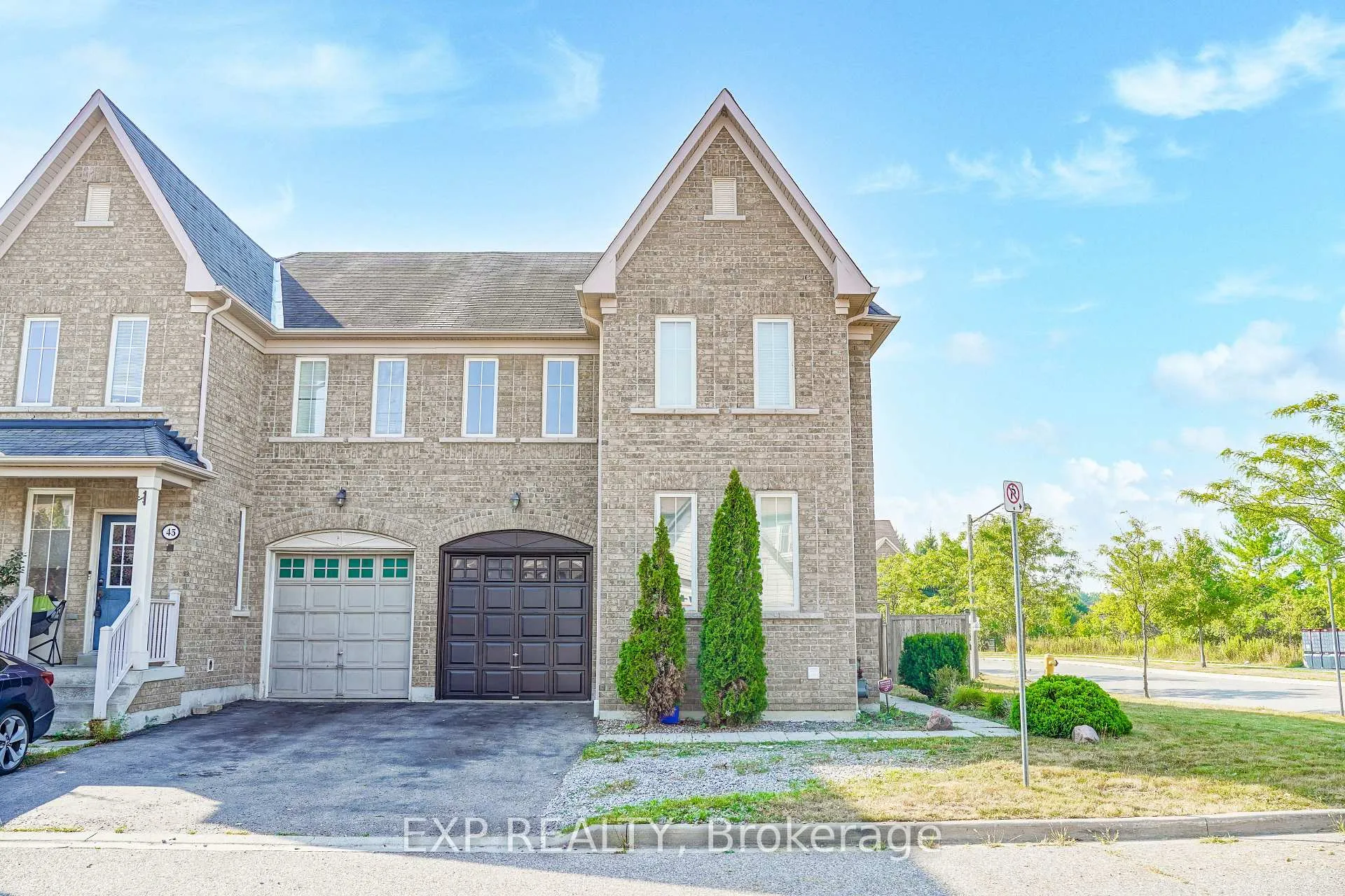 Photo 6 of 47 Westray Crescent, Ajax, Northeast Ajax — HOMEH
