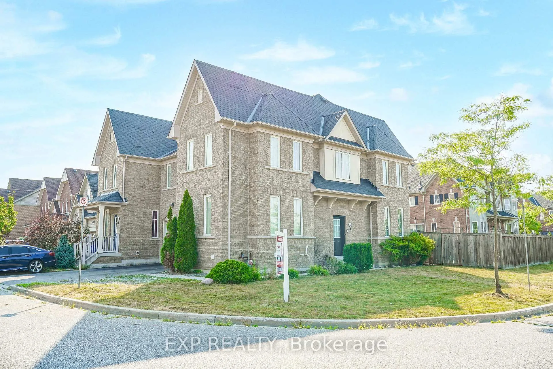 Photo 8 of 47 Westray Crescent, Ajax, Northeast Ajax — HOMEH