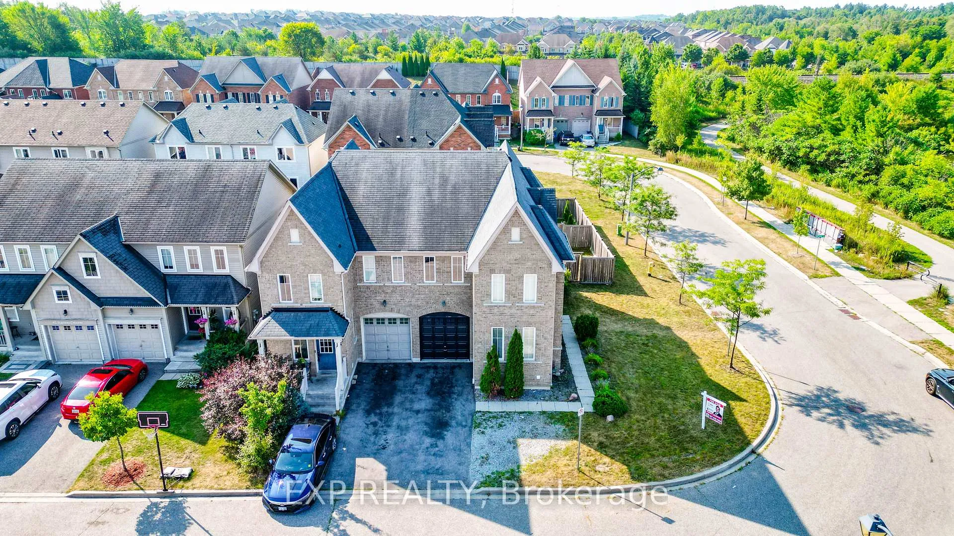 Photo 10 of 47 Westray Crescent, Ajax, Northeast Ajax — HOMEH