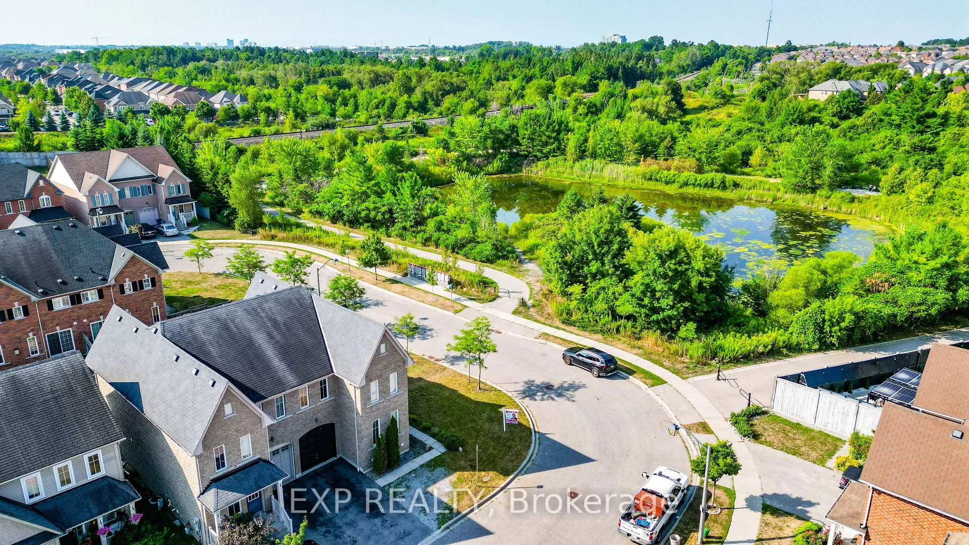 Photo 11 of 47 Westray Crescent, Ajax, Northeast Ajax — HOMEH