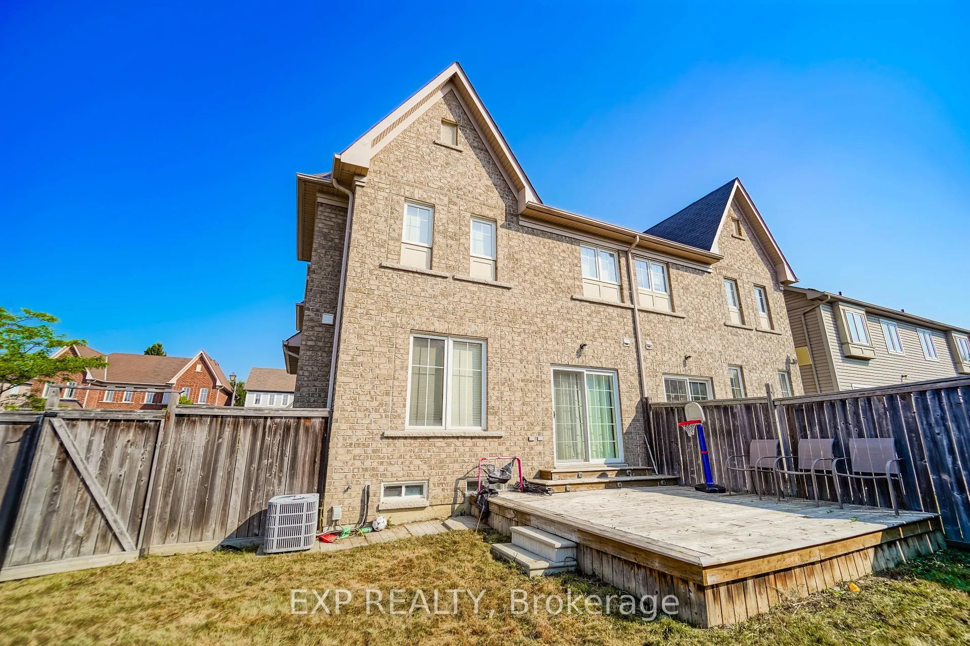 Photo 15 of 47 Westray Crescent, Ajax, Northeast Ajax — HOMEH
