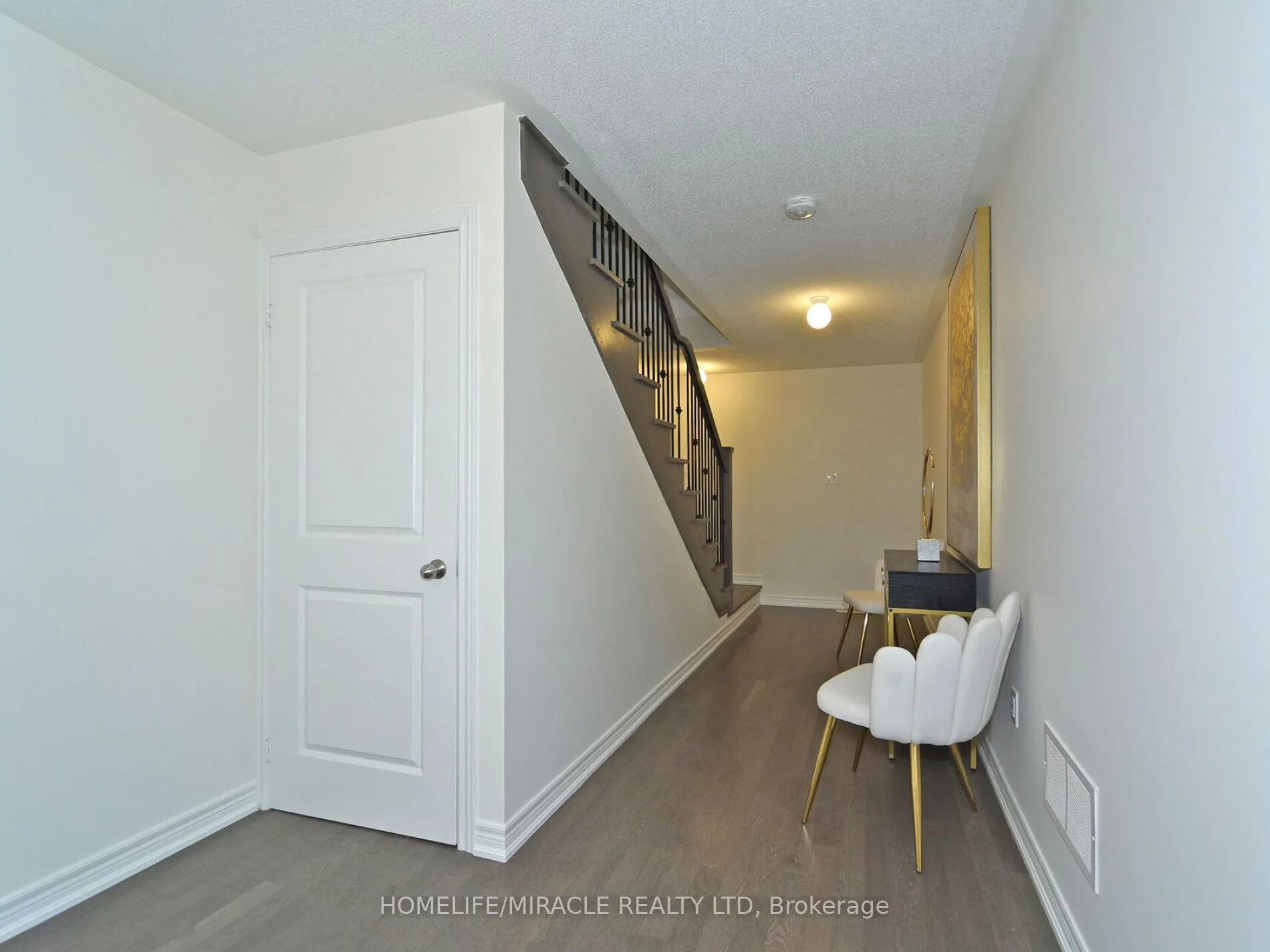 Photo 7 of 3 Nimmo Lane, Ajax, South East — HOMEH