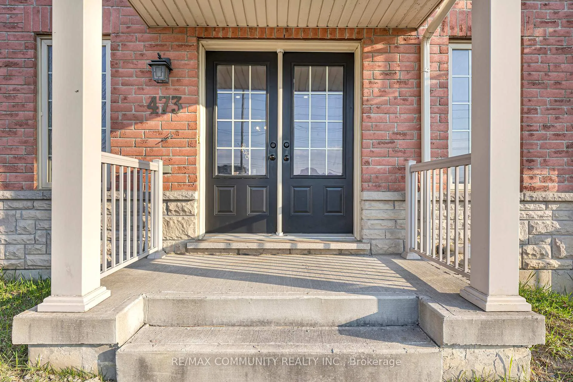 Photo 6 of 473 Rossland Road E, Ajax, Central East — HOMEH