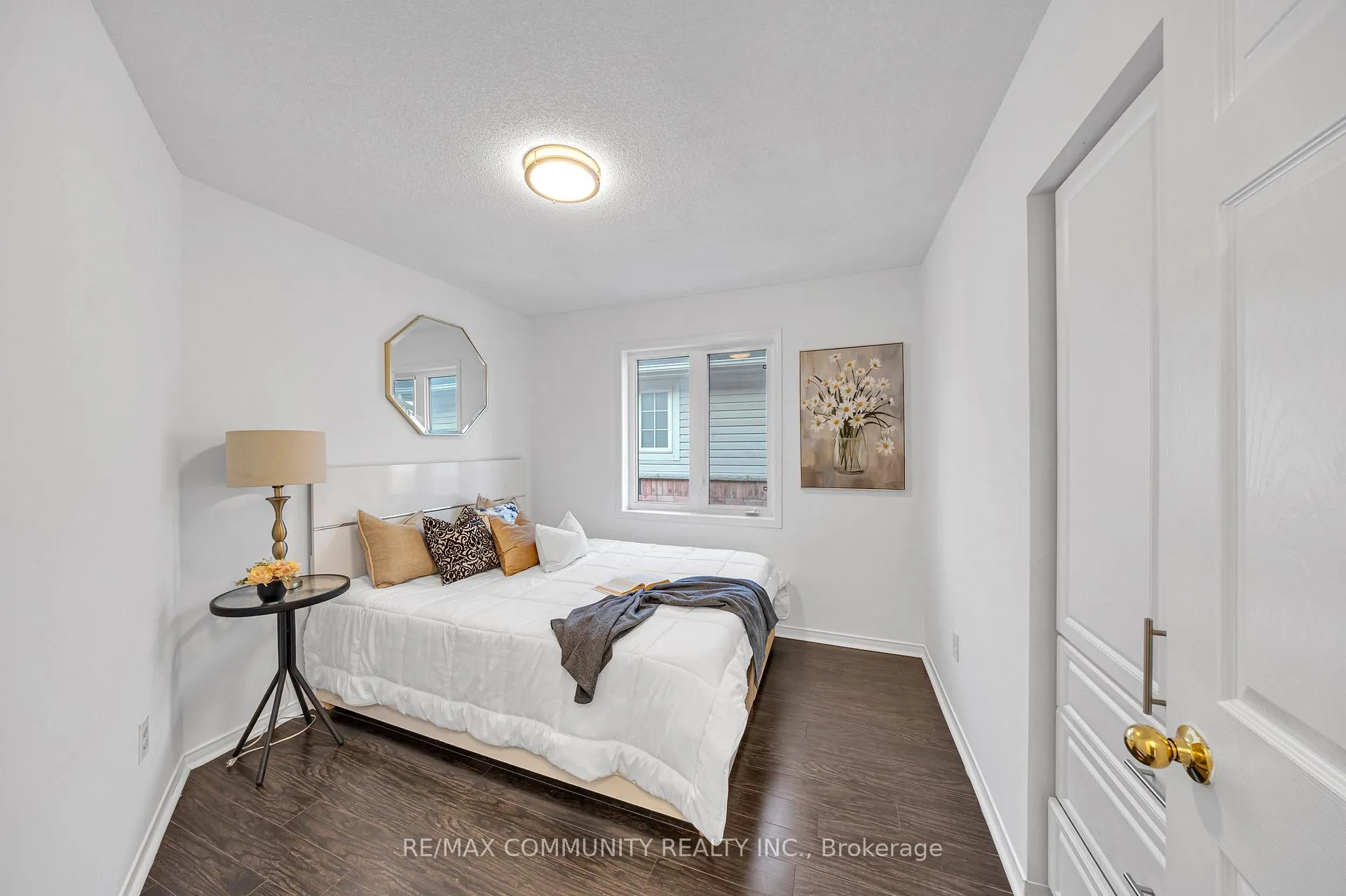 Photo 34 of 473 Rossland Road E, Ajax, Central East — HOMEH
