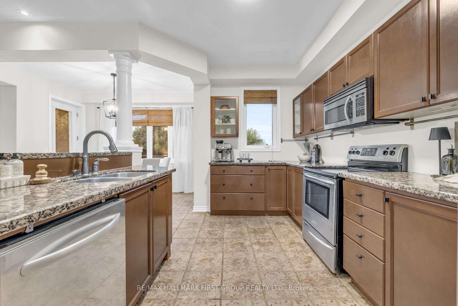 Photo 9 of 39 Baxter Street, Clarington, Bowmanville — HOMEH