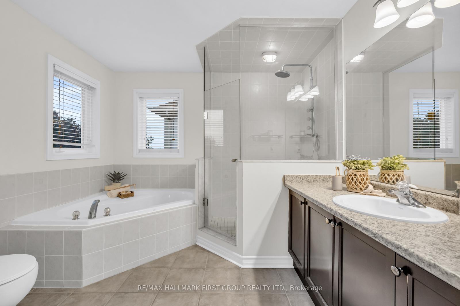 Photo 22 of 39 Baxter Street, Clarington, Bowmanville — HOMEH