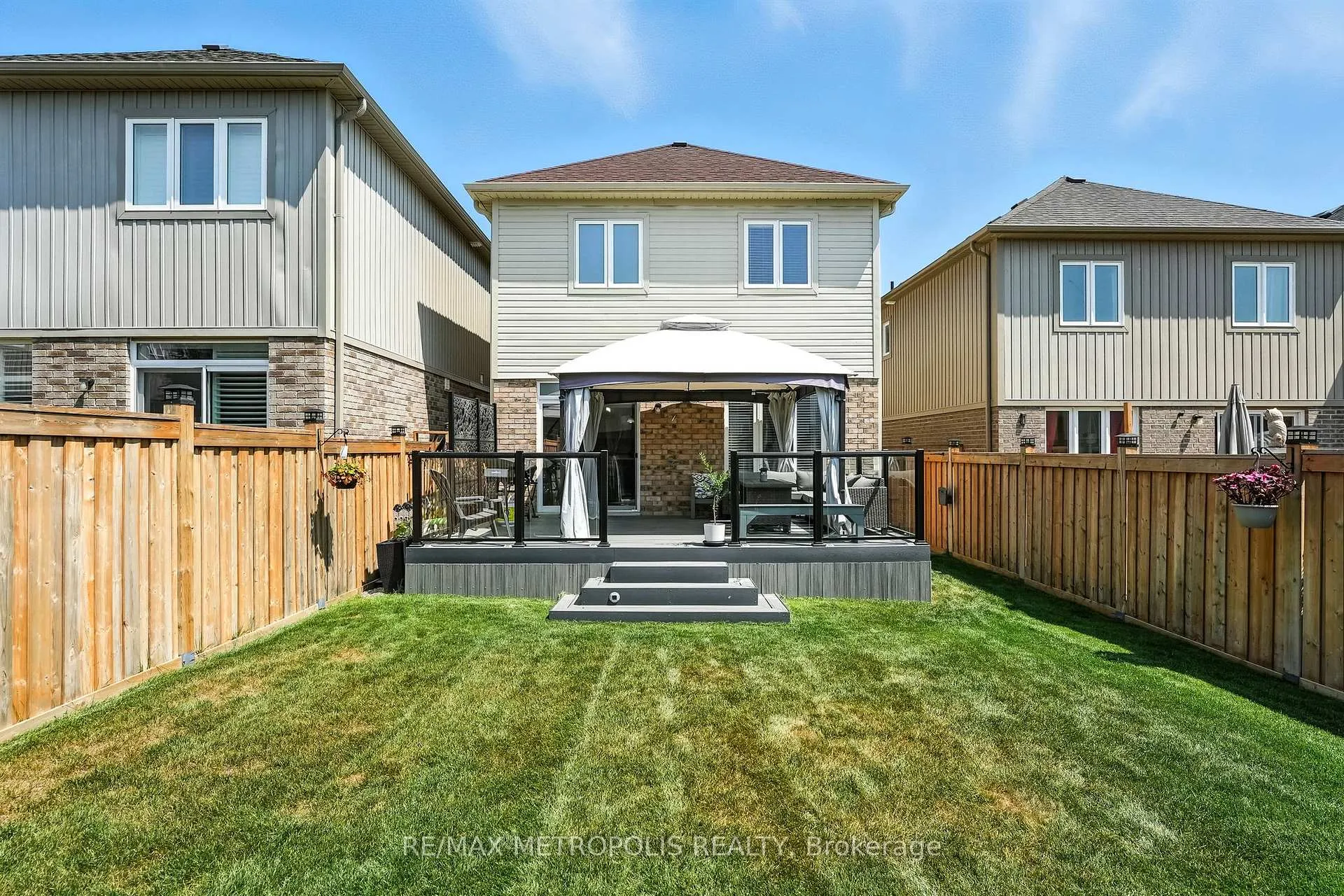 Photo 21 of 40 Cotton Street, Clarington, Bowmanville — HOMEH
