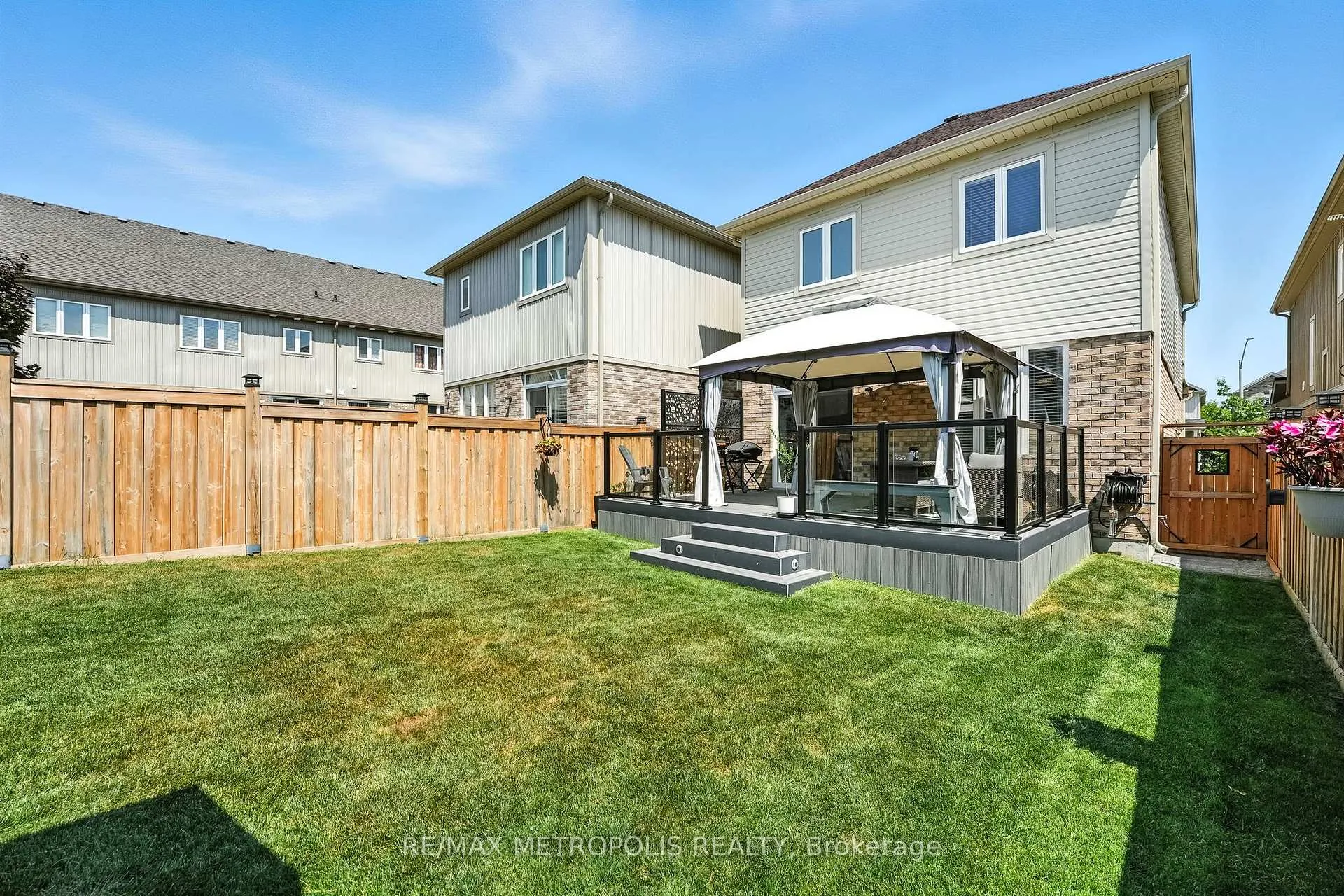 Photo 23 of 40 Cotton Street, Clarington, Bowmanville — HOMEH