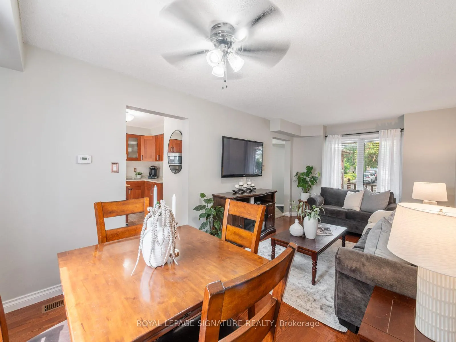 Photo 14 of 13 Hillhurst Crescent, Clarington, Courtice — HOMEH