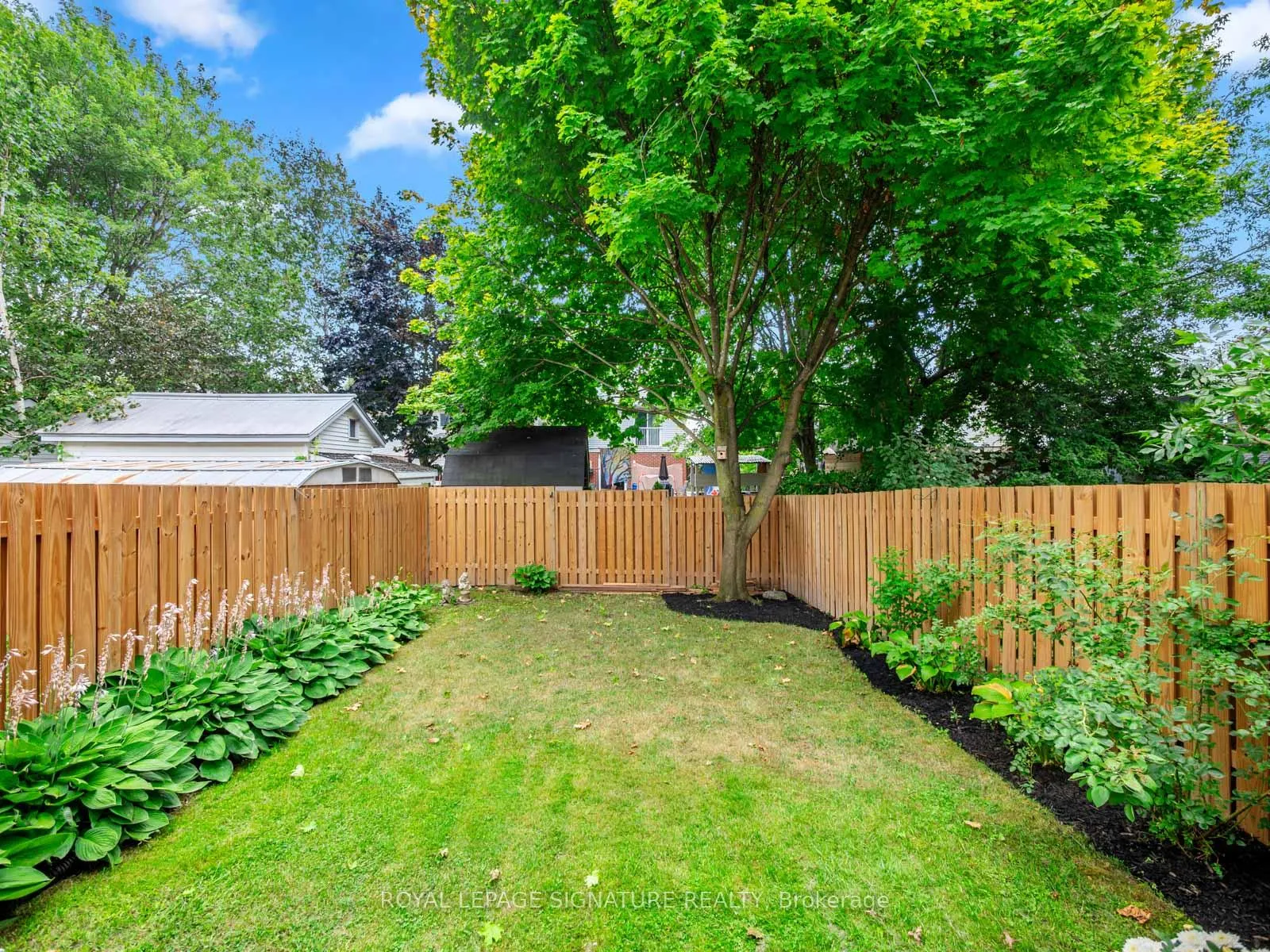 Photo 41 of 13 Hillhurst Crescent, Clarington, Courtice — HOMEH