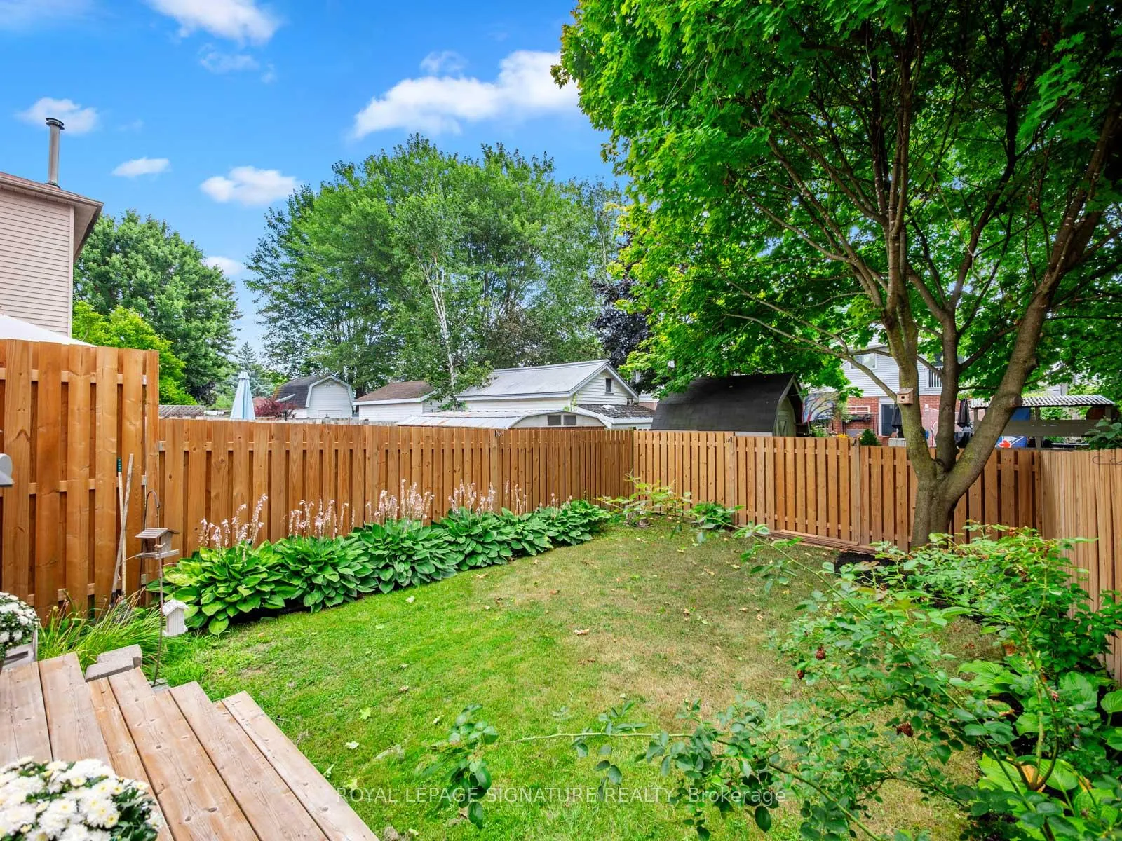 Photo 42 of 13 Hillhurst Crescent, Clarington, Courtice — HOMEH