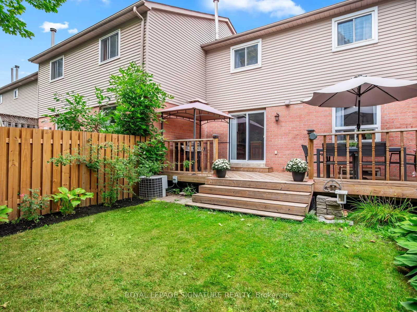 Photo 47 of 13 Hillhurst Crescent, Clarington, Courtice — HOMEH