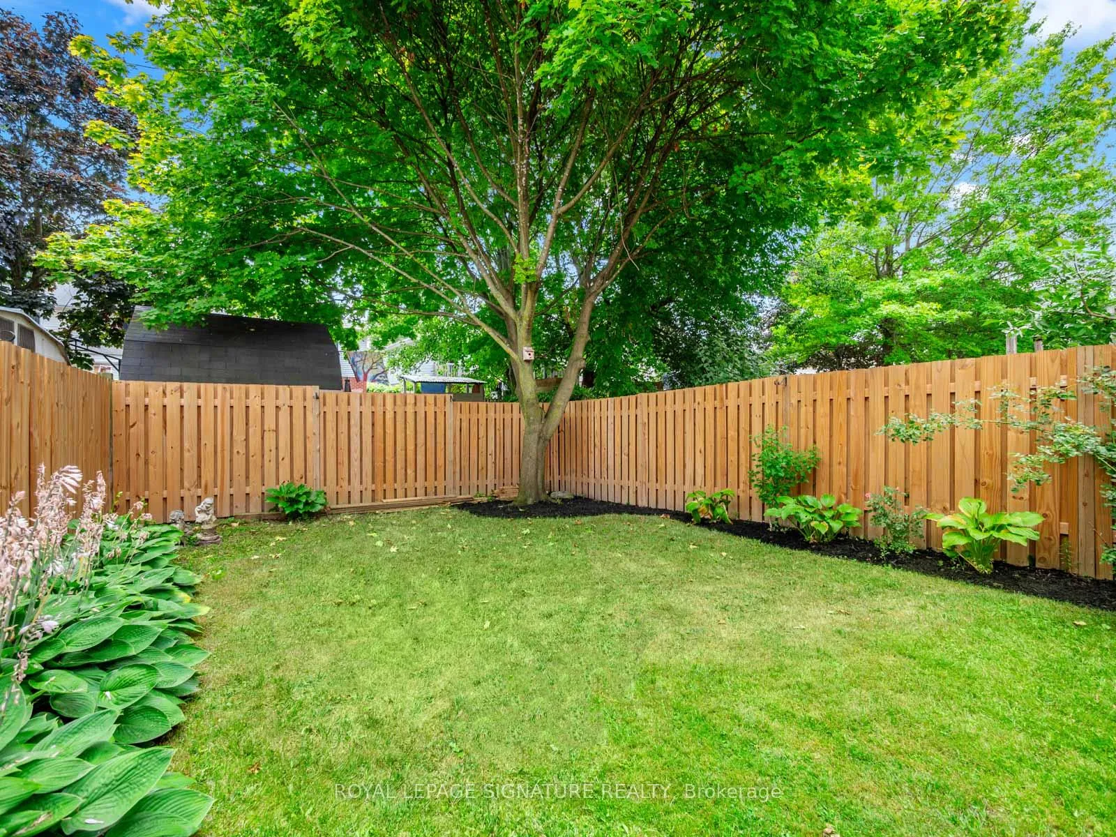 Photo 48 of 13 Hillhurst Crescent, Clarington, Courtice — HOMEH