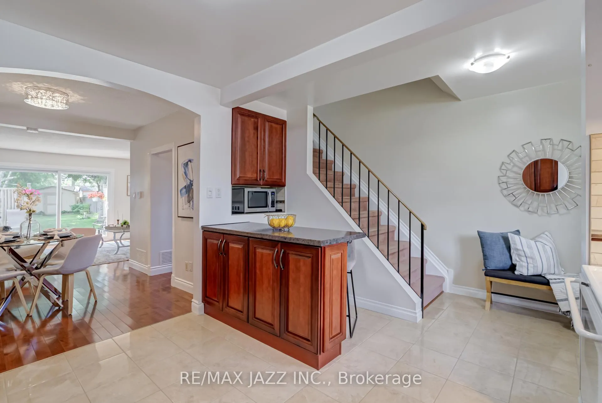 Photo 8 of 1352 Wecker Drive, Oshawa, Lakeview — HOMEH