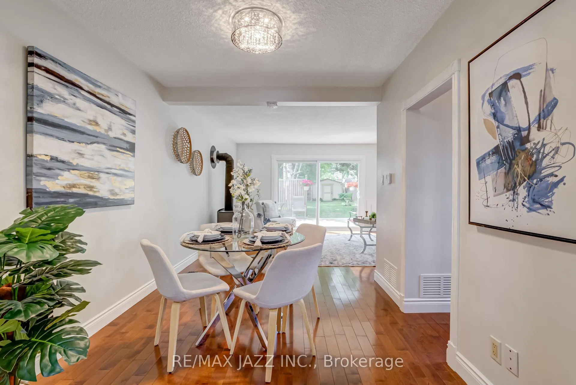 Photo 9 of 1352 Wecker Drive, Oshawa, Lakeview — HOMEH