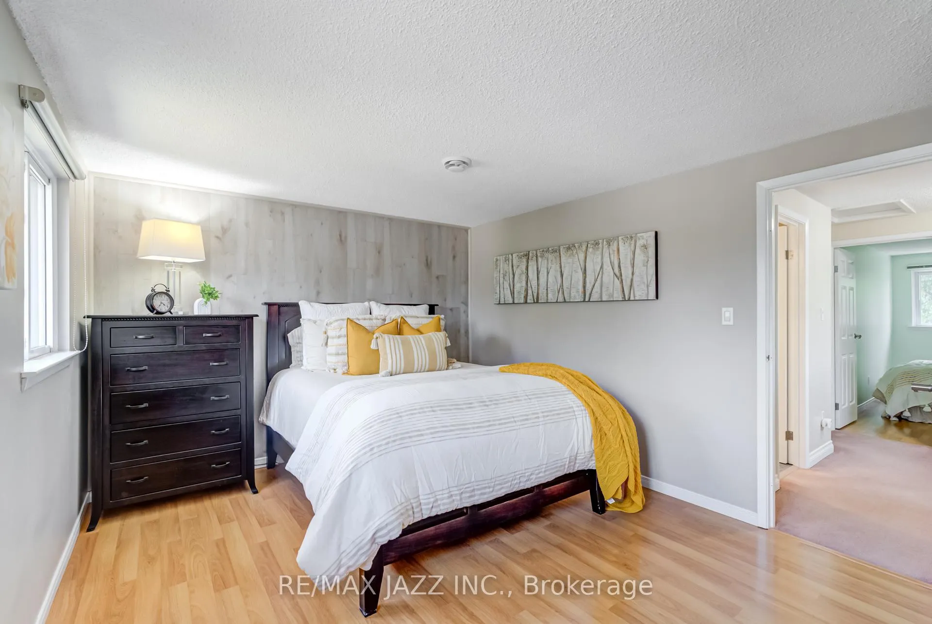 Photo 15 of 1352 Wecker Drive, Oshawa, Lakeview — HOMEH
