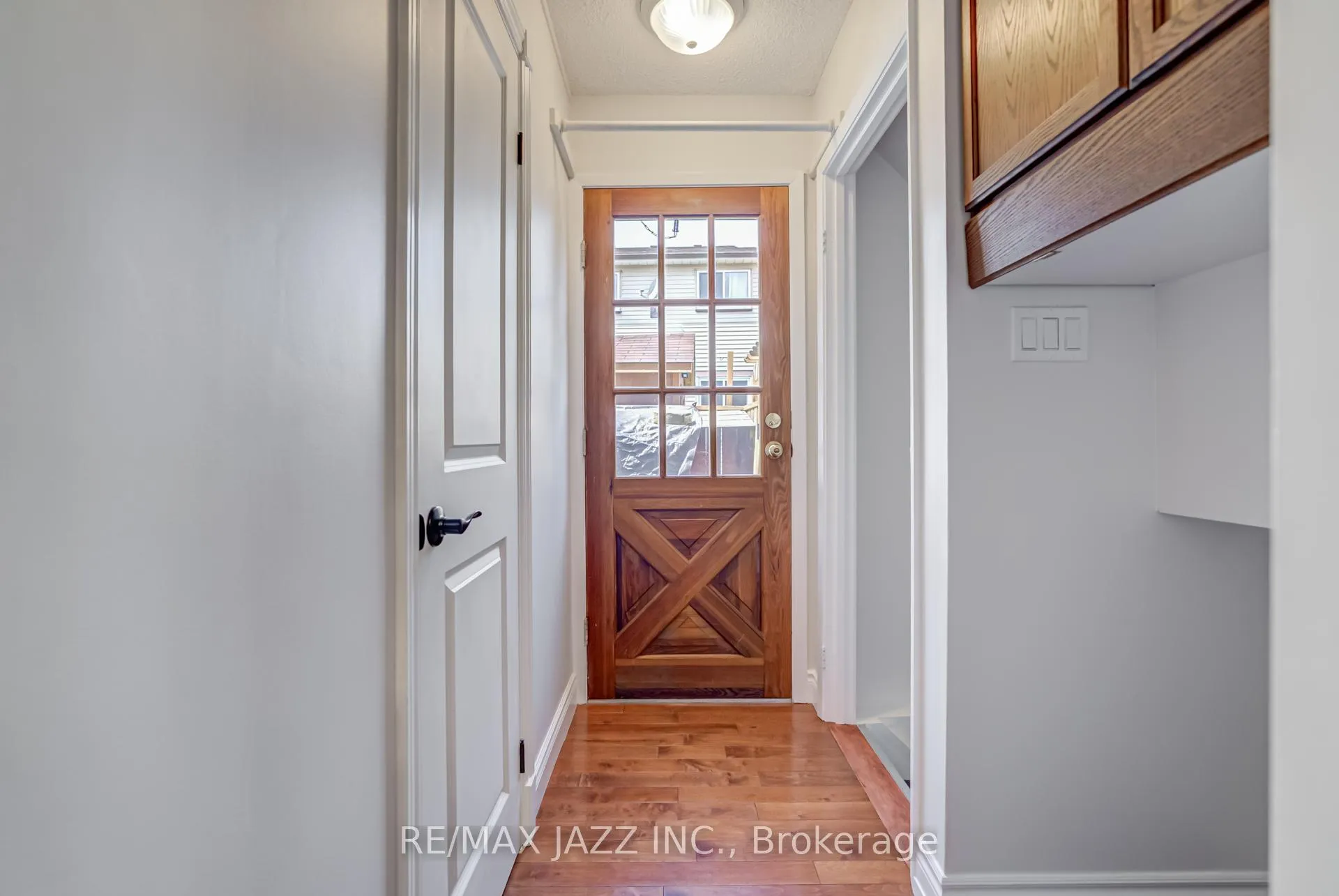 Photo 21 of 1352 Wecker Drive, Oshawa, Lakeview — HOMEH