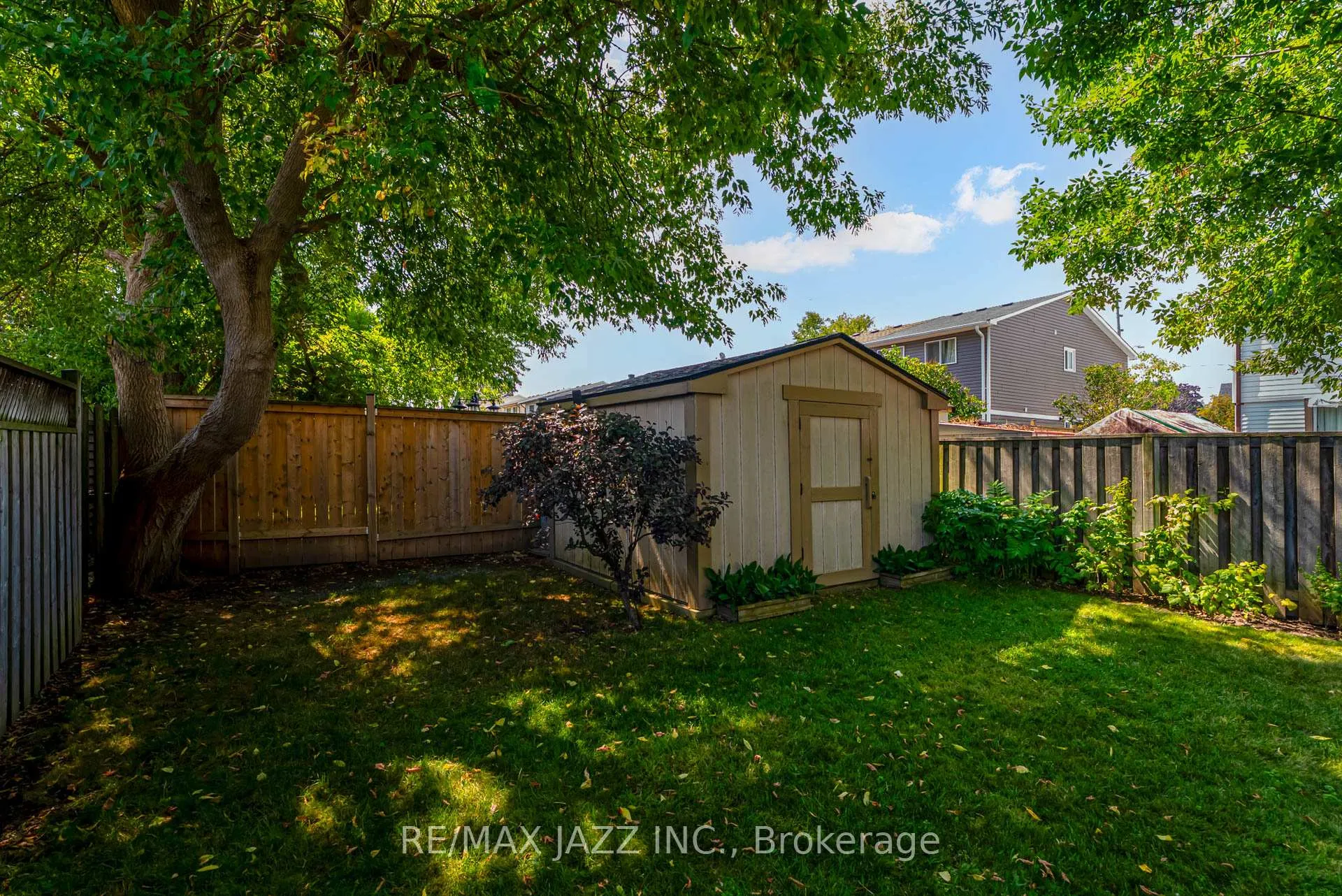 Photo 30 of 1352 Wecker Drive, Oshawa, Lakeview — HOMEH