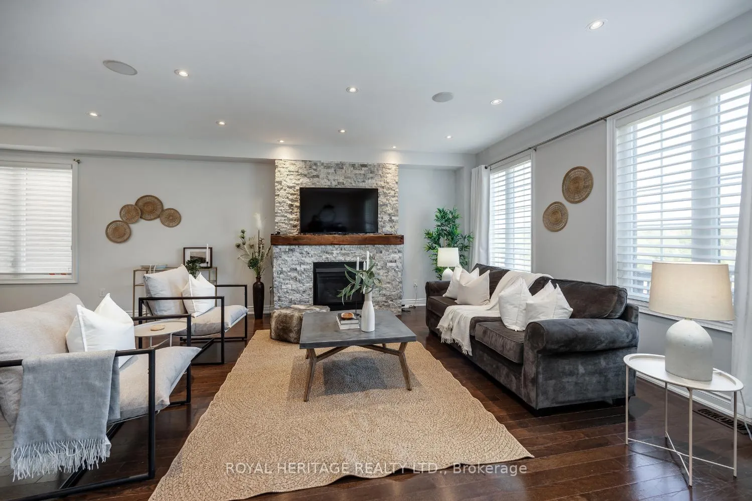 Photo 8 of 2341 Secreto Drive, Oshawa, Windfields — HOMEH