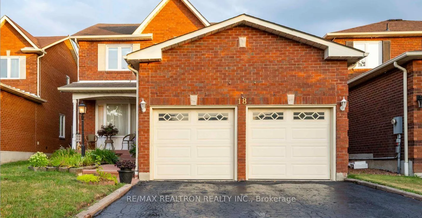 Photo 1 of 18 Turriff Crescent, Ajax, Central West — HOMEH