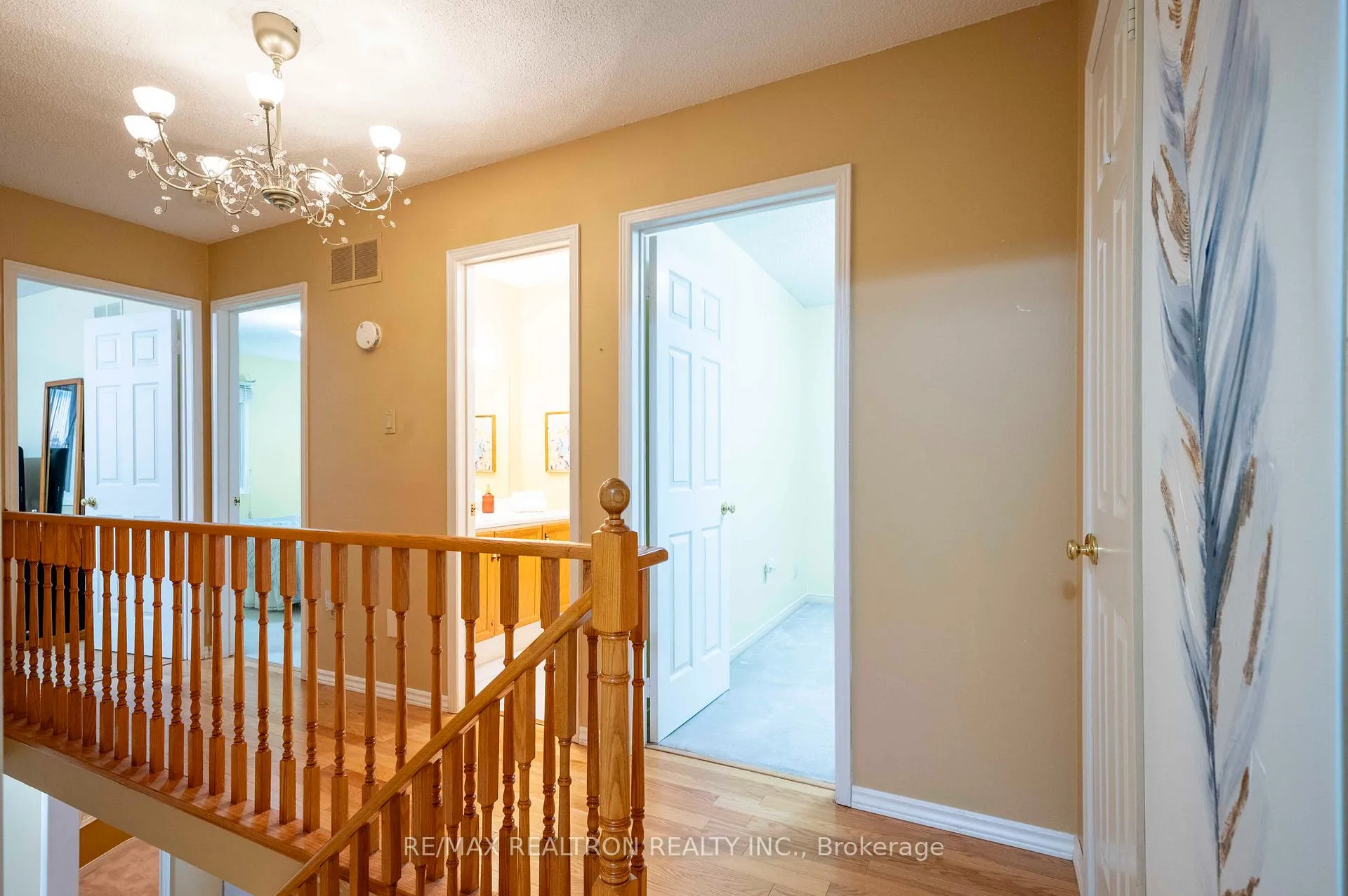 Photo 19 of 18 Turriff Crescent, Ajax, Central West — HOMEH