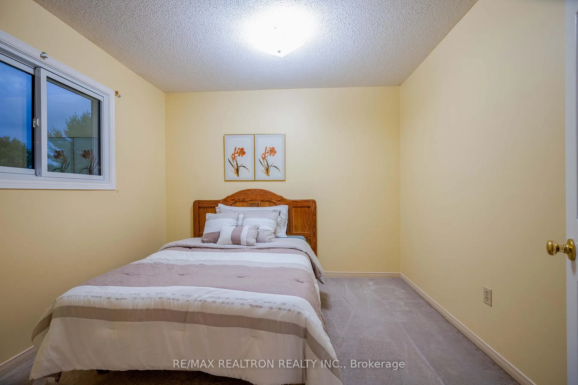 Photo 28 of 18 Turriff Crescent, Ajax, Central West — HOMEH